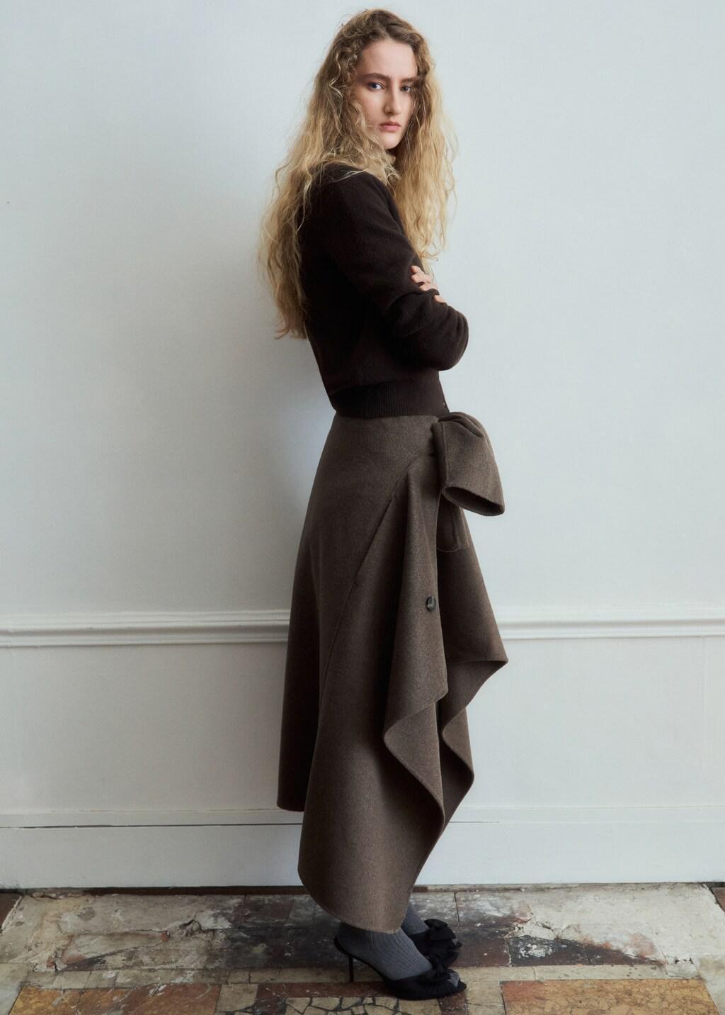 Brown V-Neck Knitted Cardigan, 0201_32, medium