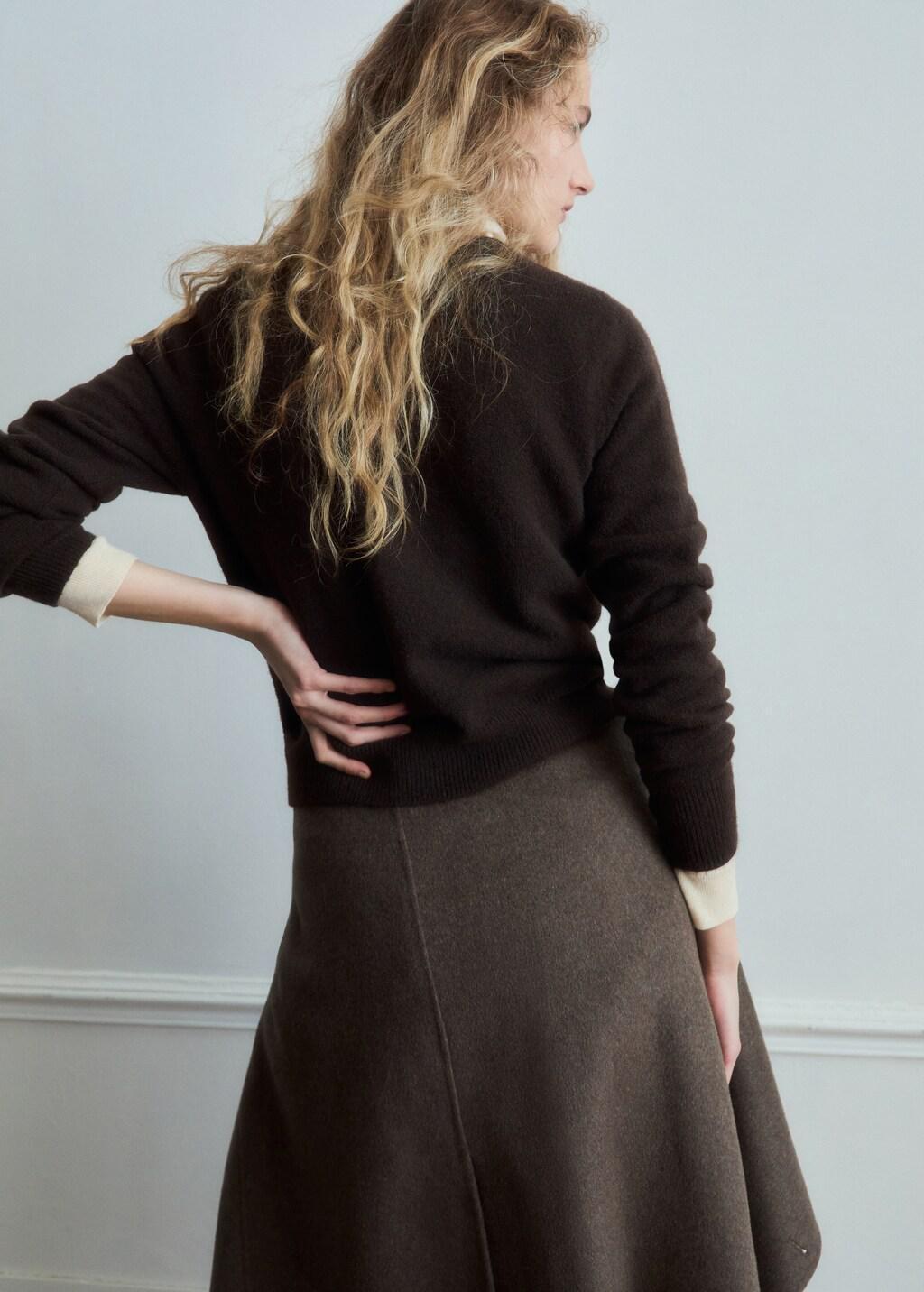 Brown V-Neck Knitted Cardigan, 0201_32, large image number 2