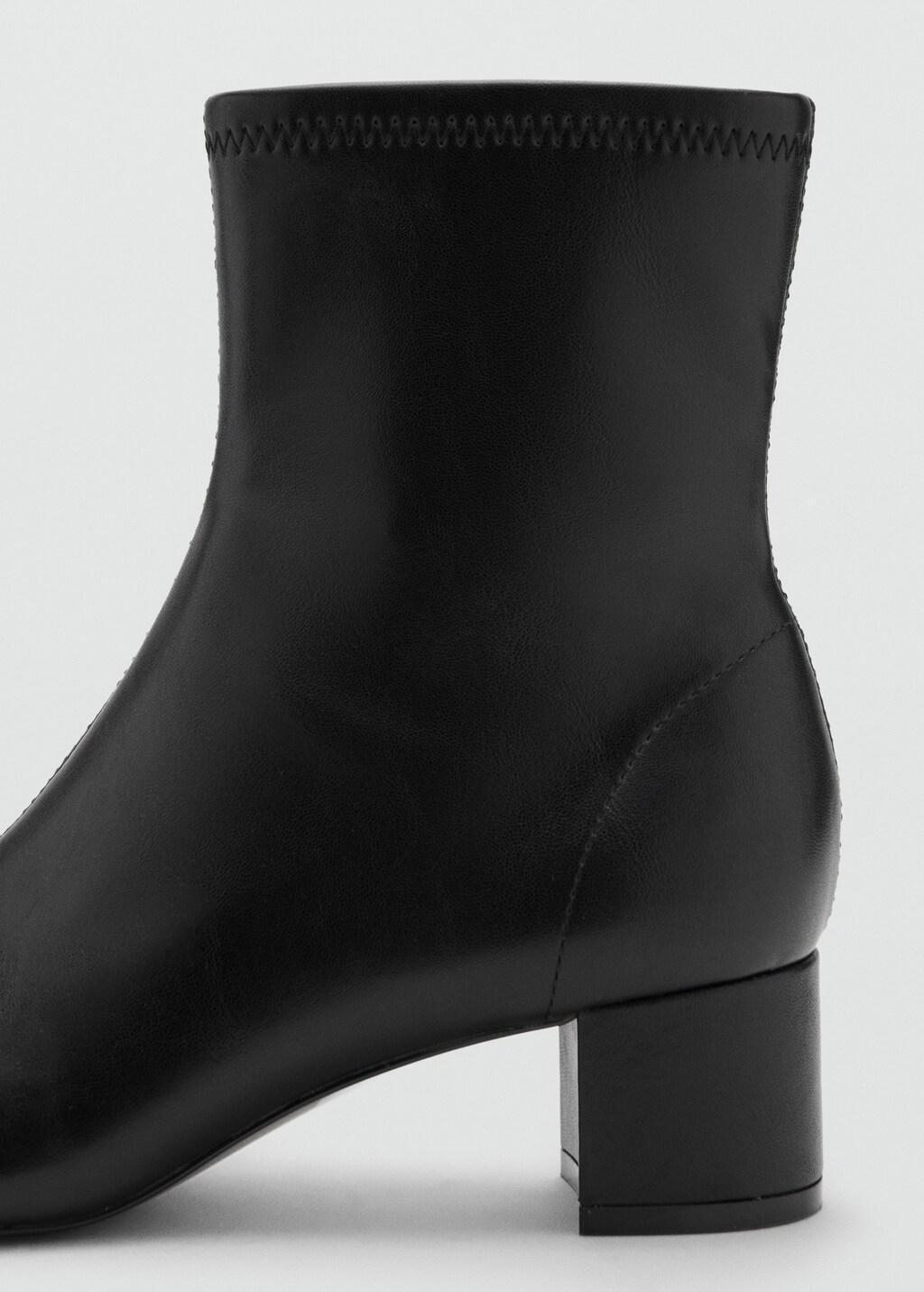 Black Round-Toe Block-Heel Ankle Boots, 0201_99, large image number 2