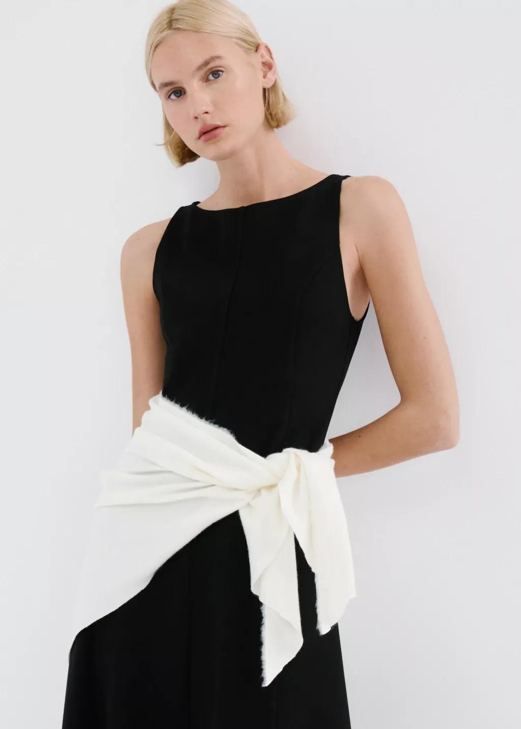 Black A-Line Dress With Godets, Black, large image number 4