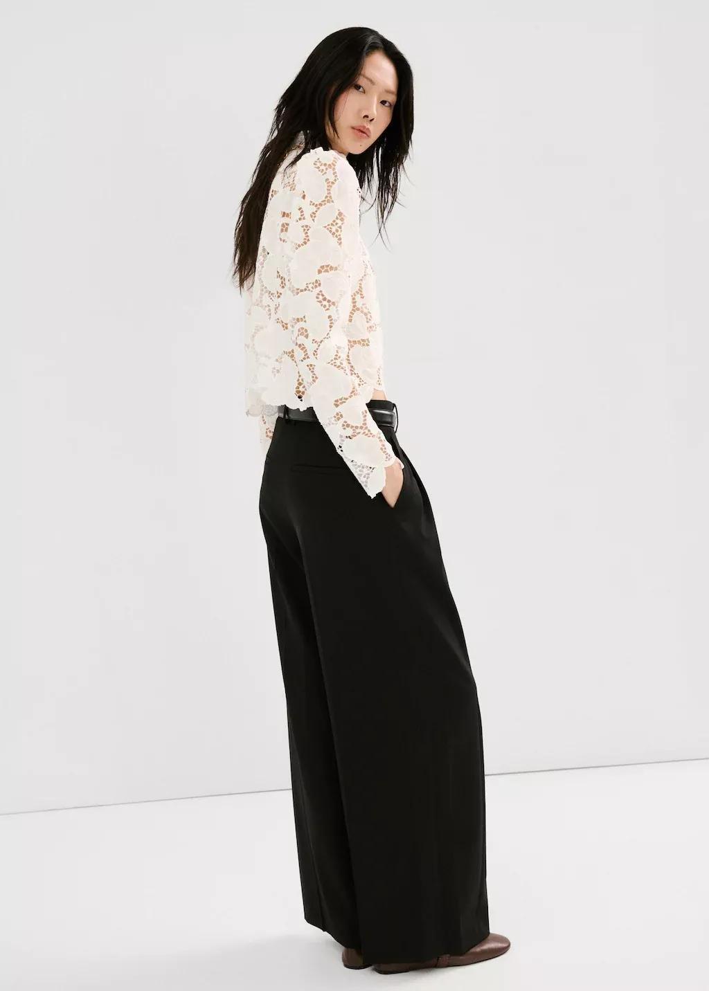 WHITE Floral embroidery blouse, White, large image number 2