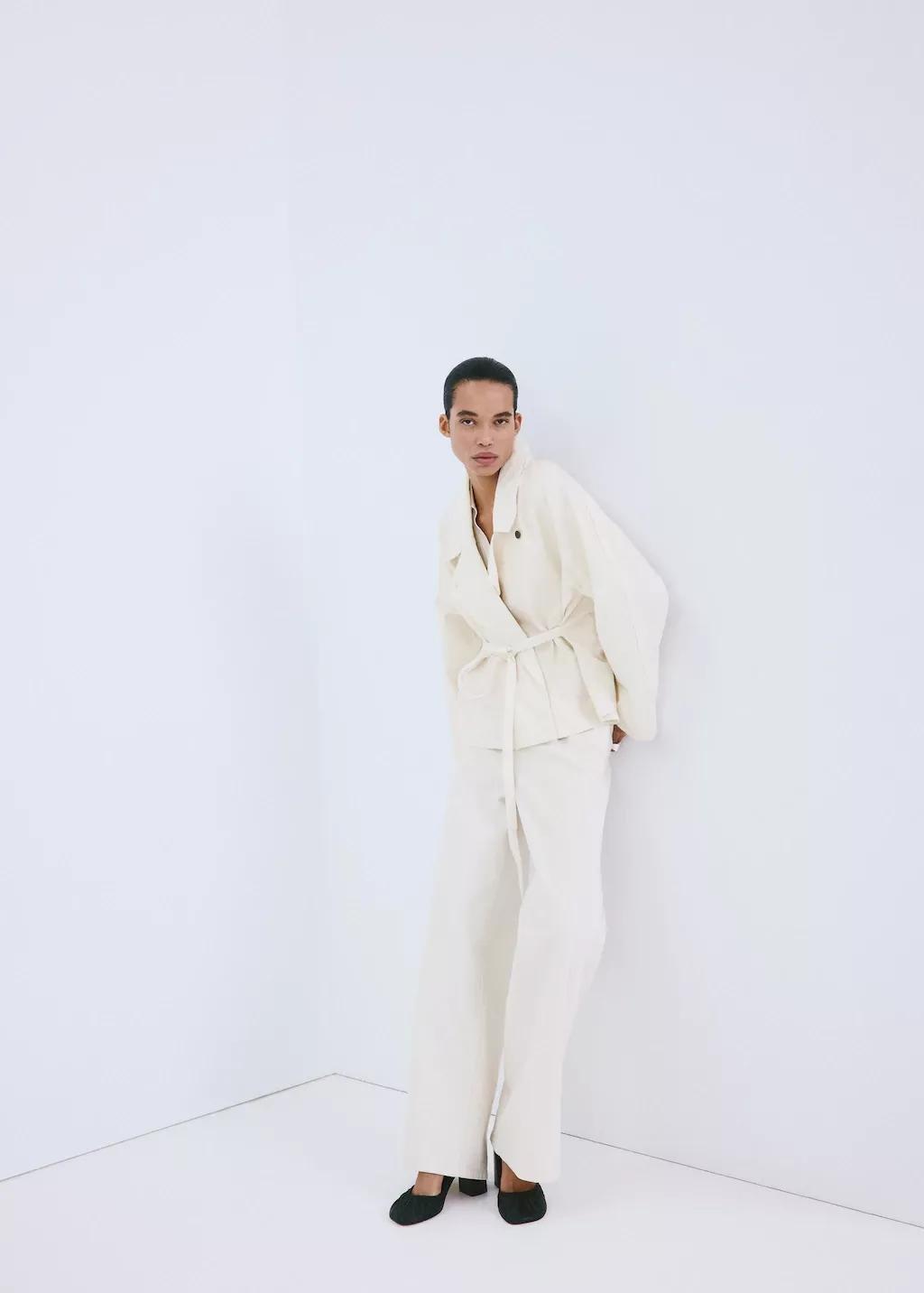 NATURAL WHITE Cotton trench with maxi lapels and belt, Natural White, medium