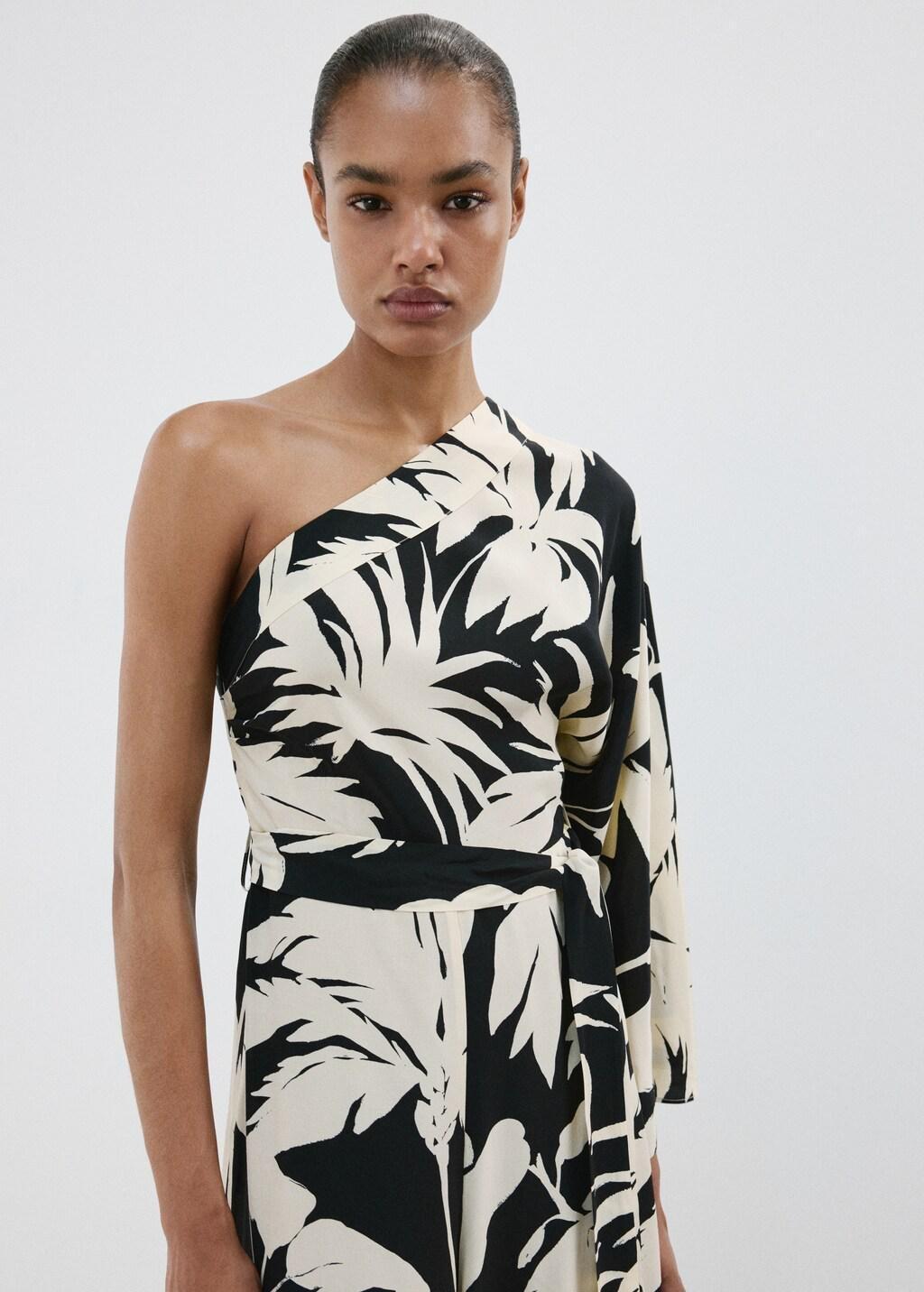 Beige Asymmetrical Flared-Sleeve Jumpsuit, 0201_05, large image number 3