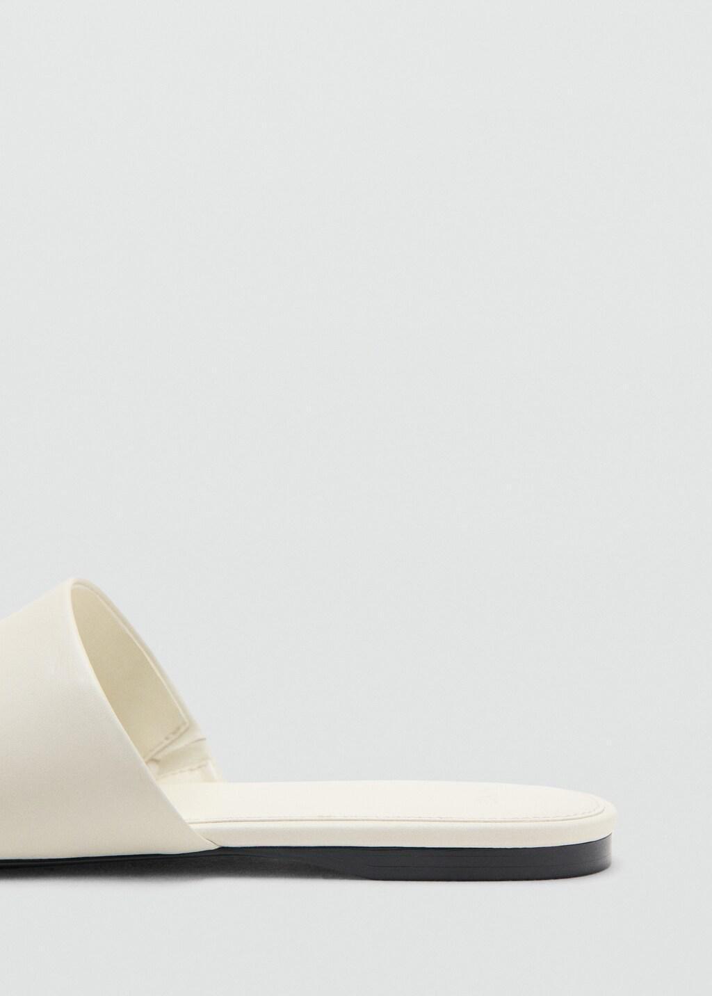 Beige Flat Leather Sandal, Light Beige, medium