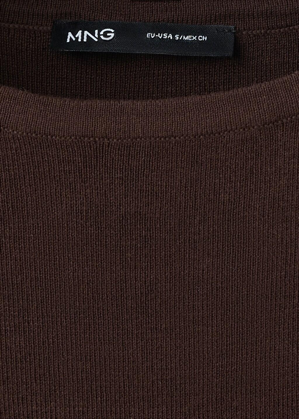 BROWN, Brown, medium