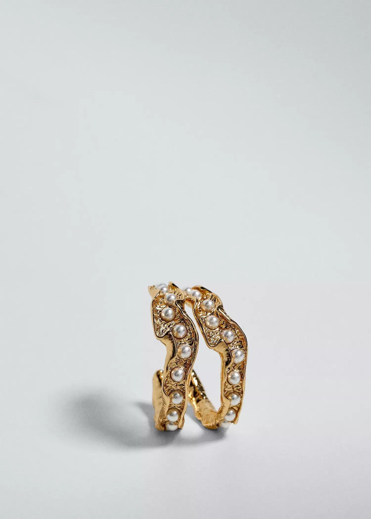Gold Pearls Embossed Earrings, , large image number 2