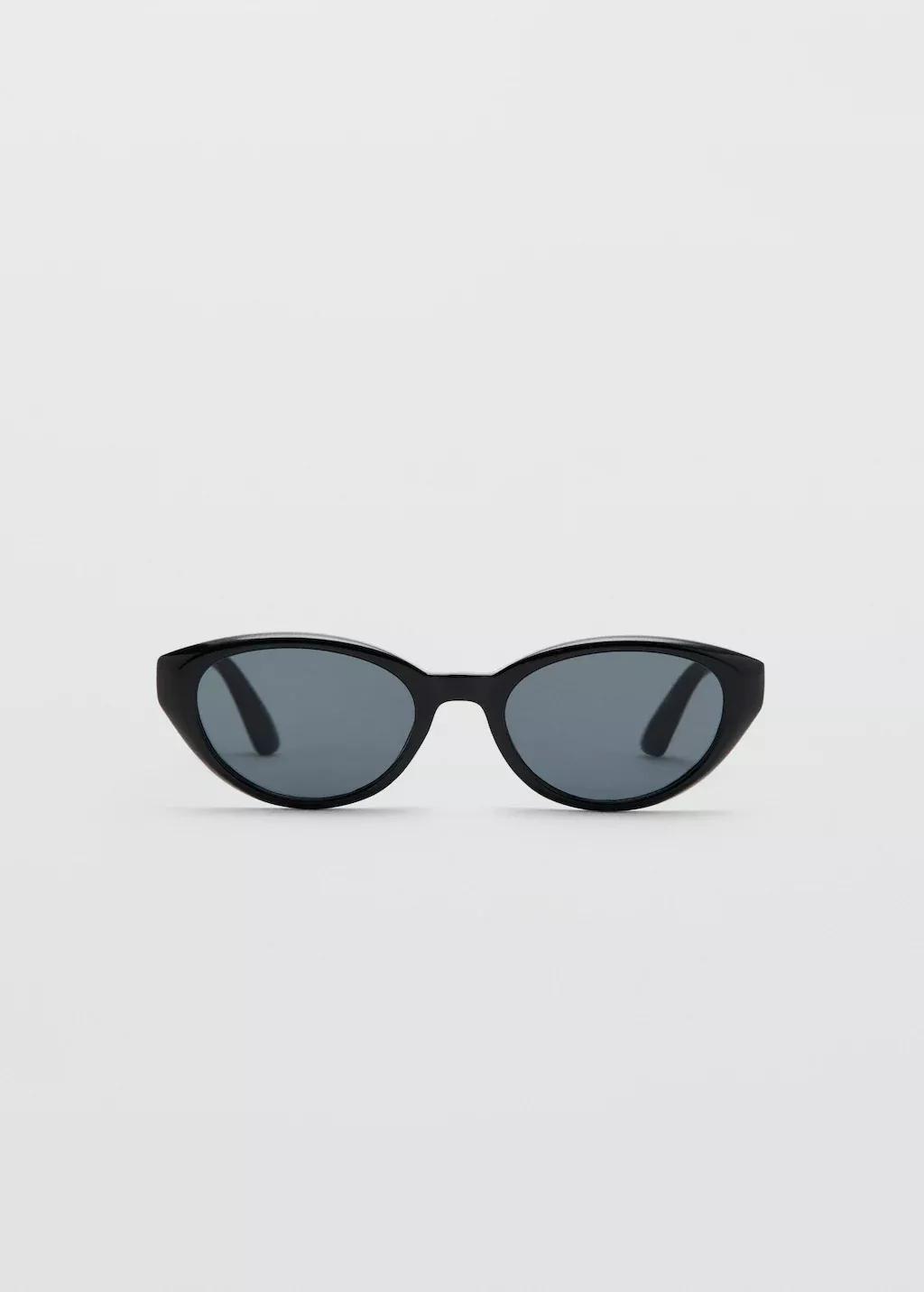 Black Oval-Frame Sunglasses, Black, large image number 3