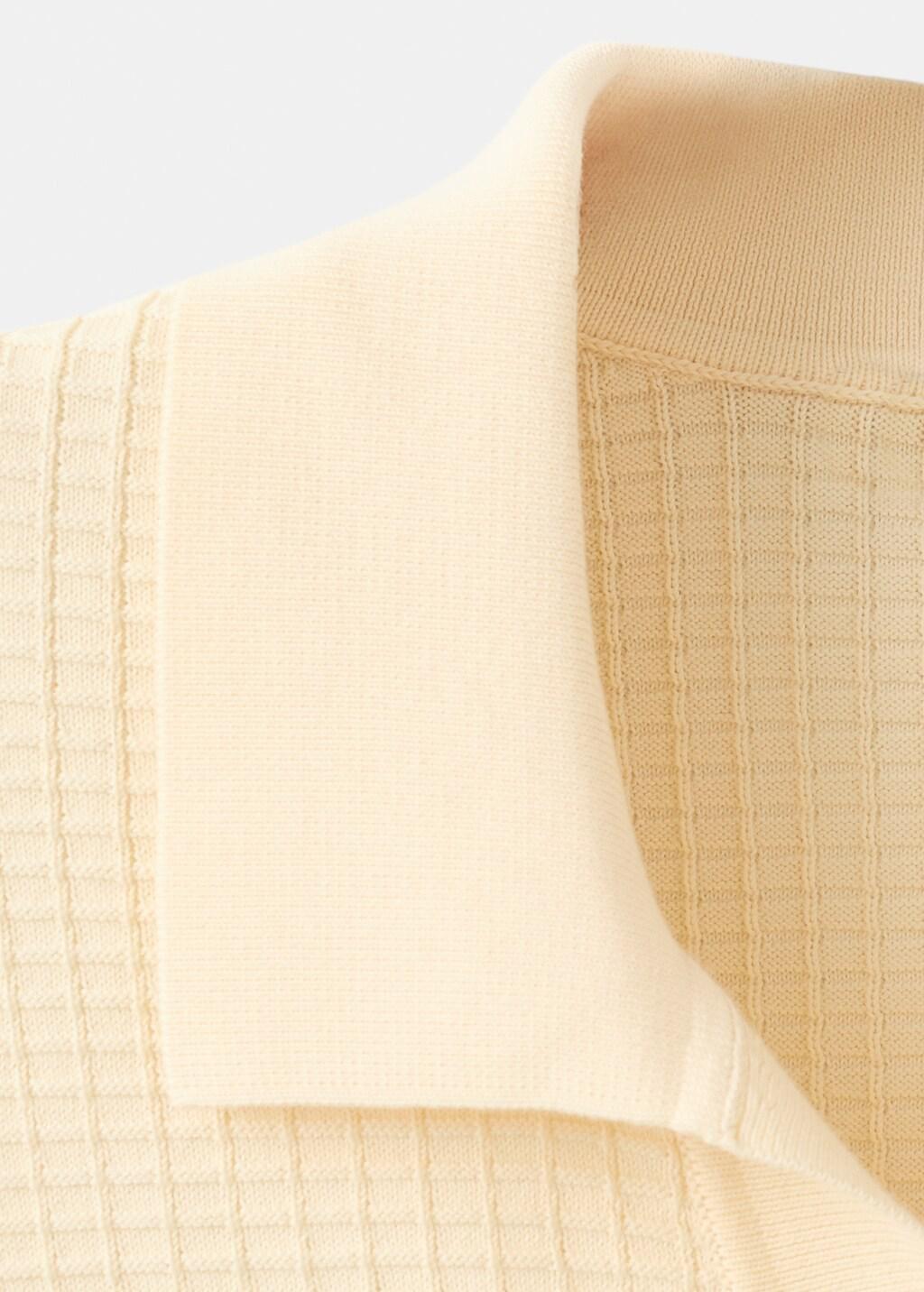 YELLOW, Yellow, medium