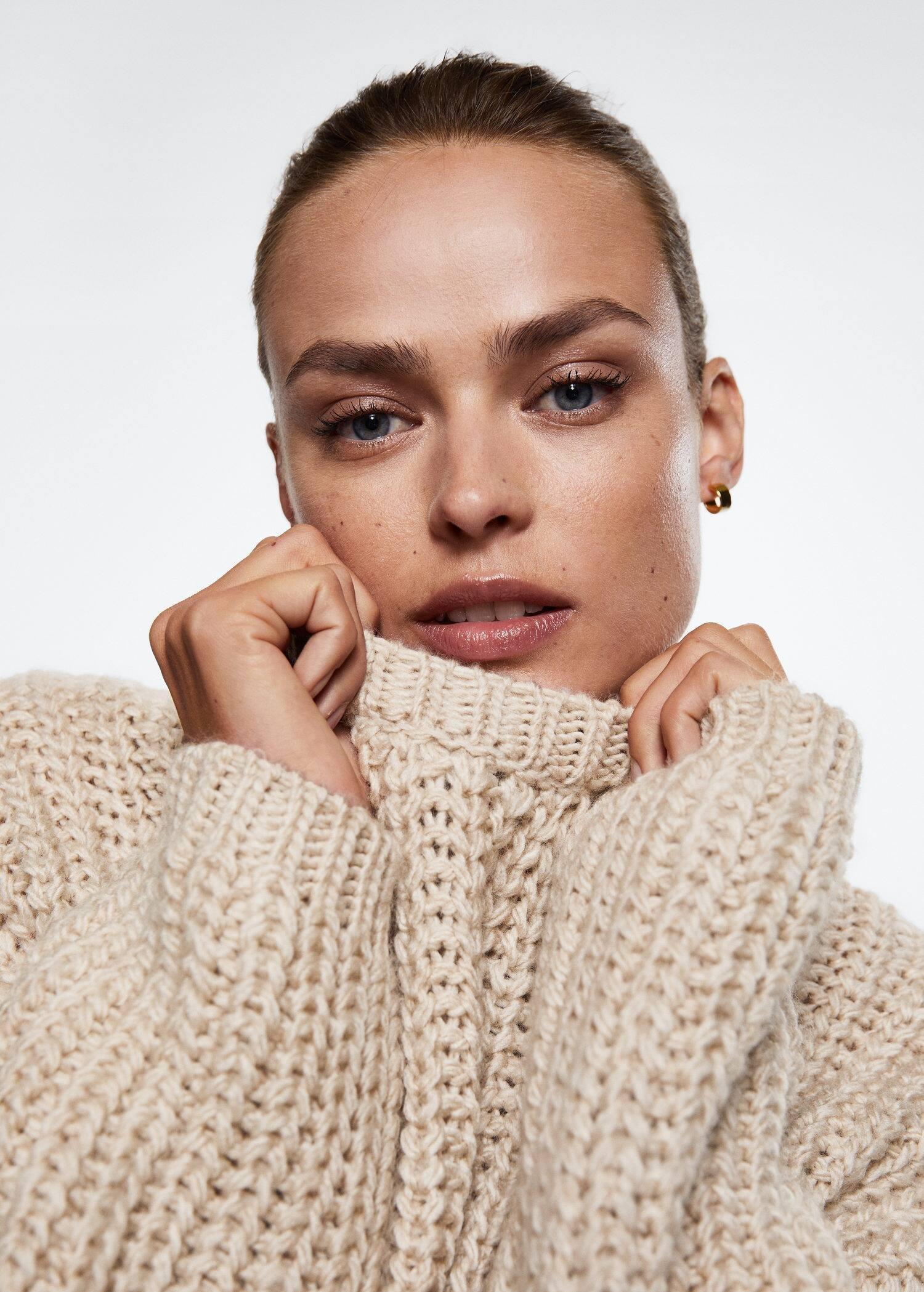 Beige Chunky-Knit Sweater, , large image number 2