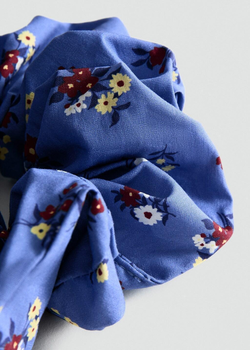 Blue Floral Print Scrunchie, Medium Blue, medium