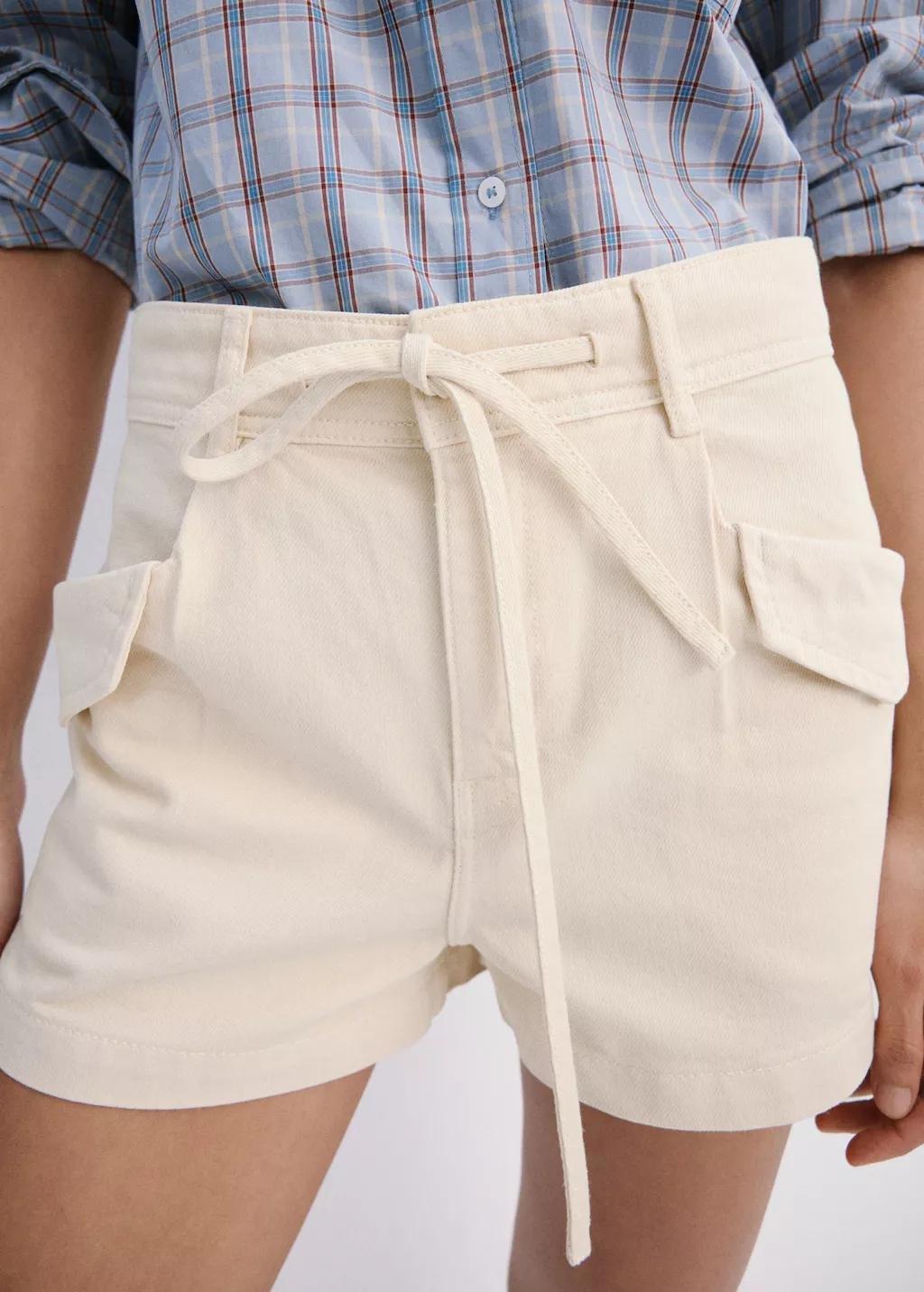 Beige Flap pocket denim shorts, Light Beige, large image number 3