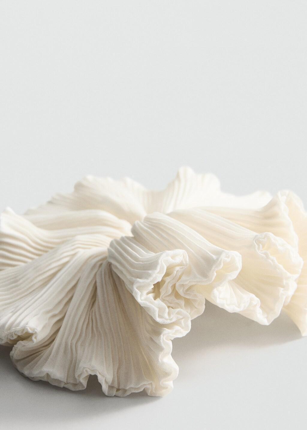 Beige Pleated Scrunchie, Light Beige, large image number 0