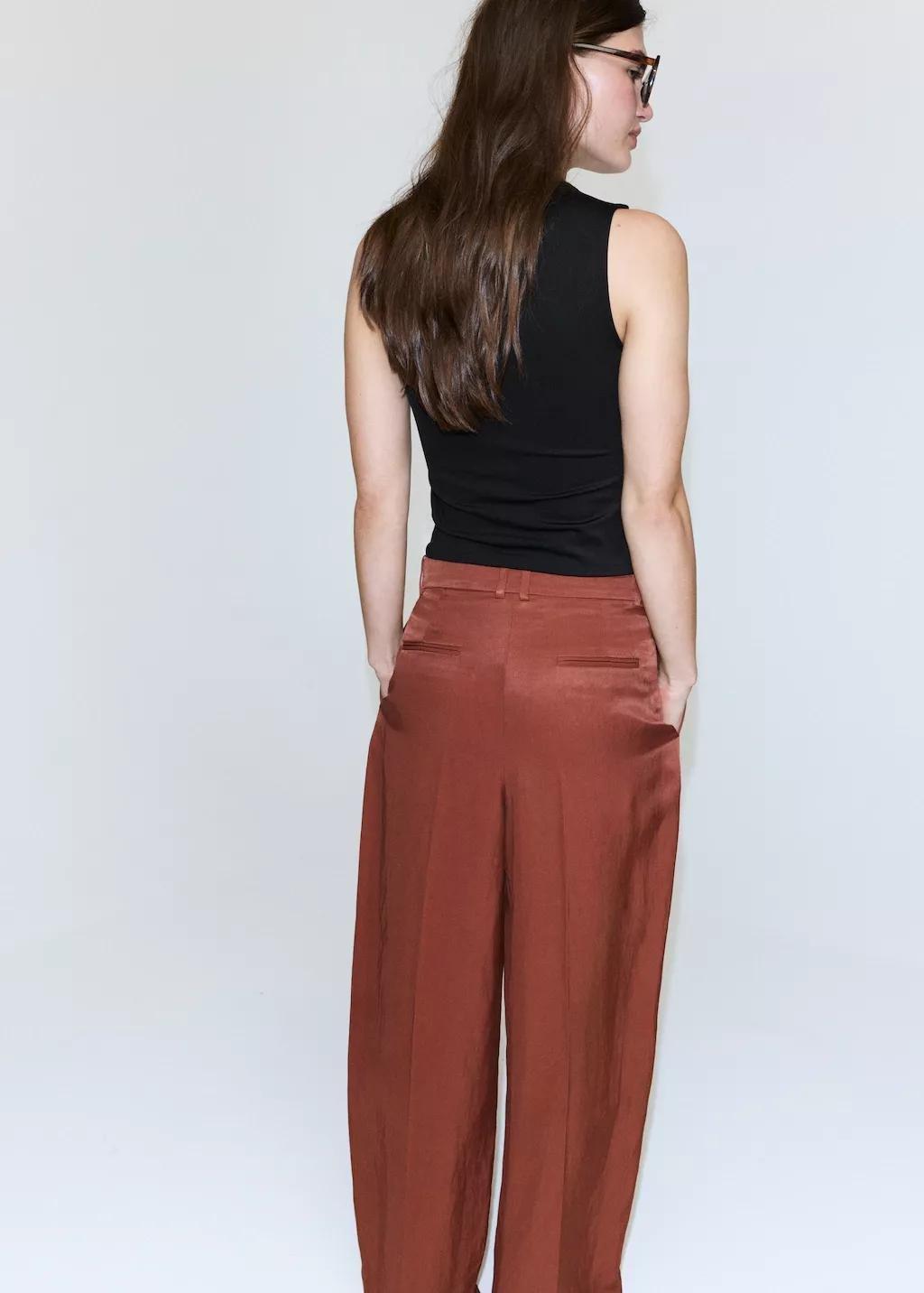 Black Fitted V-Neck Top, Black, large image number 3