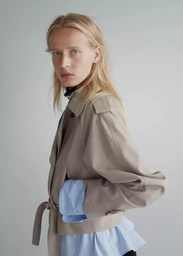 Beige Short Trench Coat With Belt, , large image number 4