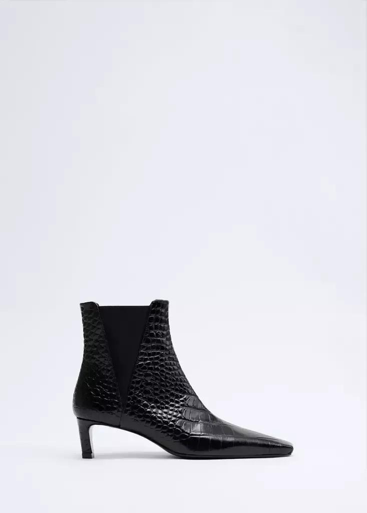 Black Leather Boots With Kitten Heels, Black, medium