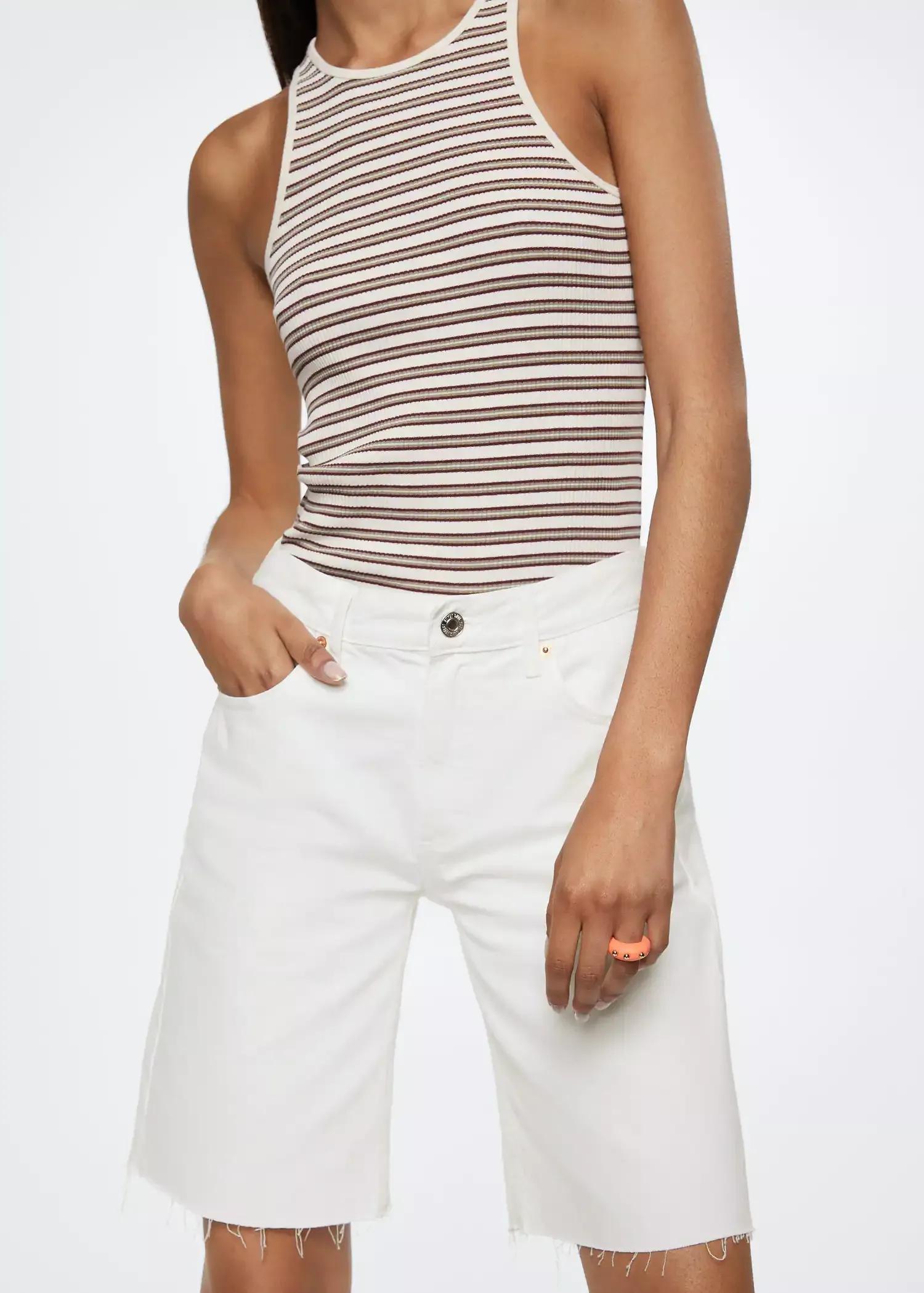 White Denim Bermuda Shorts With Frayed Hem, , large image number 3