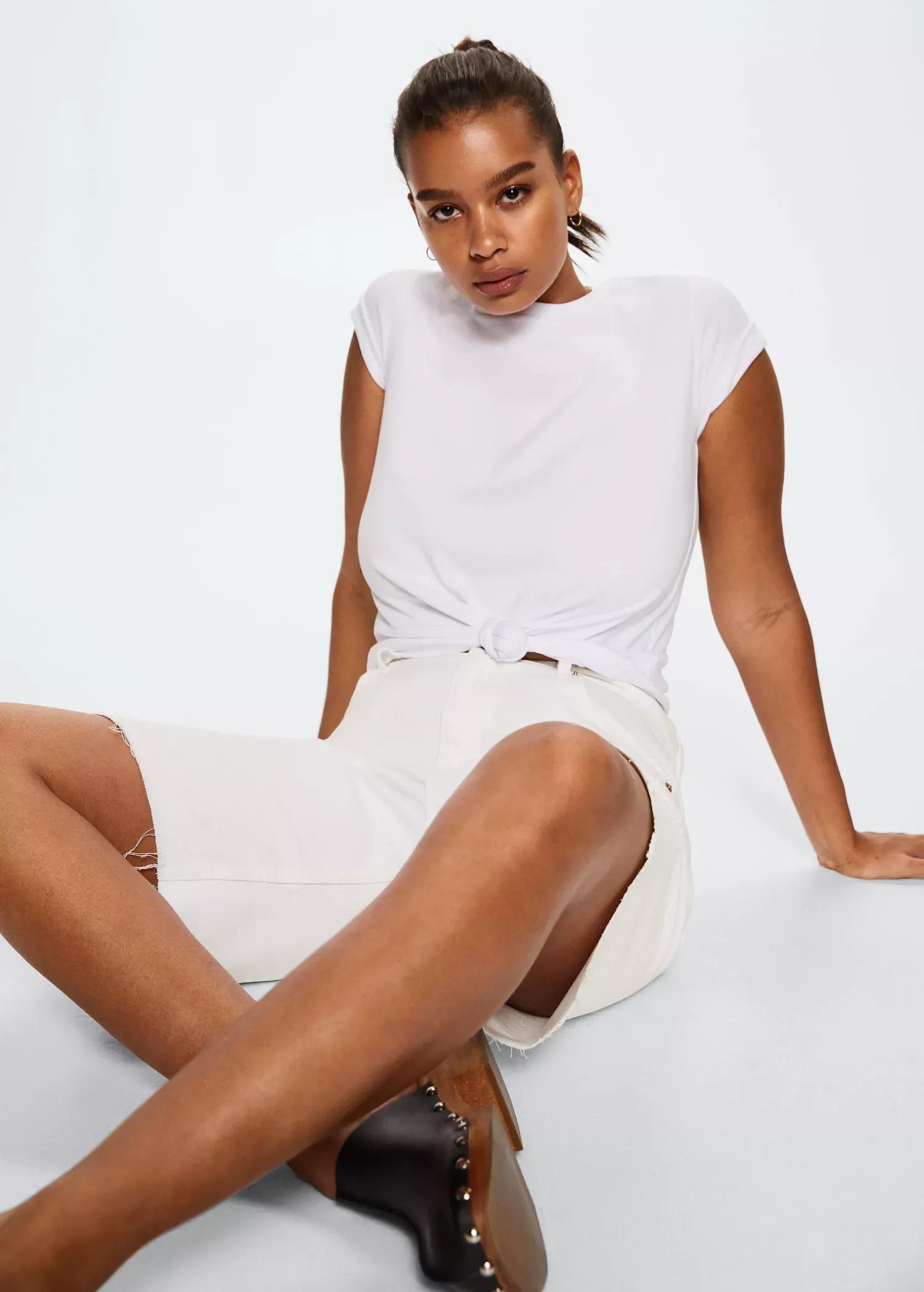 White Denim Bermuda Shorts With Frayed Hem, , large image number 6