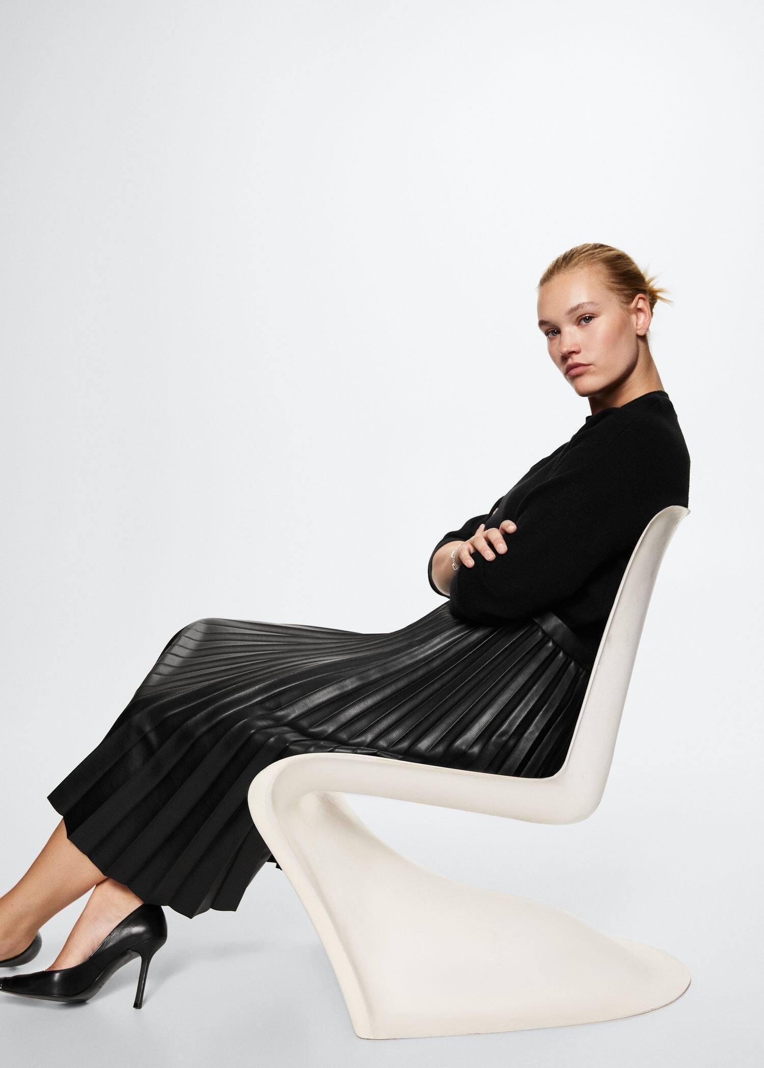 Black Faux-Leather Pleated Skirt, , large image number 5