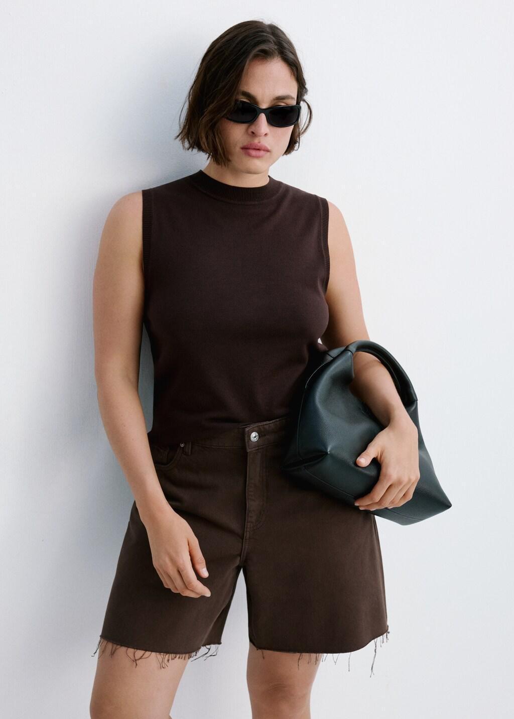 Brown Straight-Cut Bermuda Shorts With Frayed Hem, Dark Brown, large image number 6