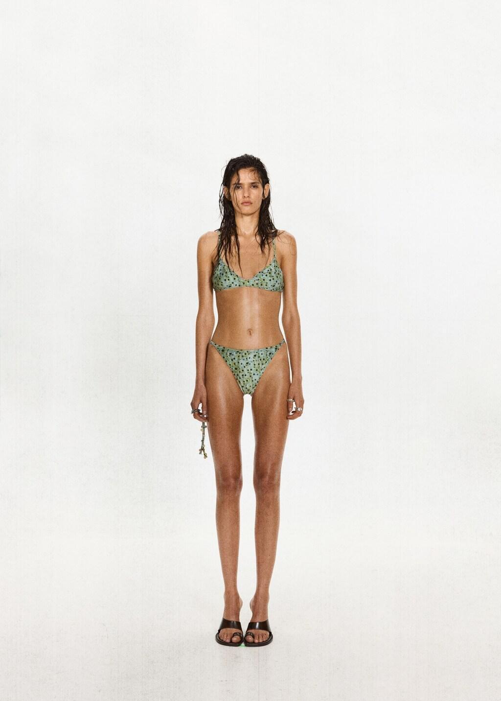 Green Triangle Print Bikini Top, Green, large image number 0