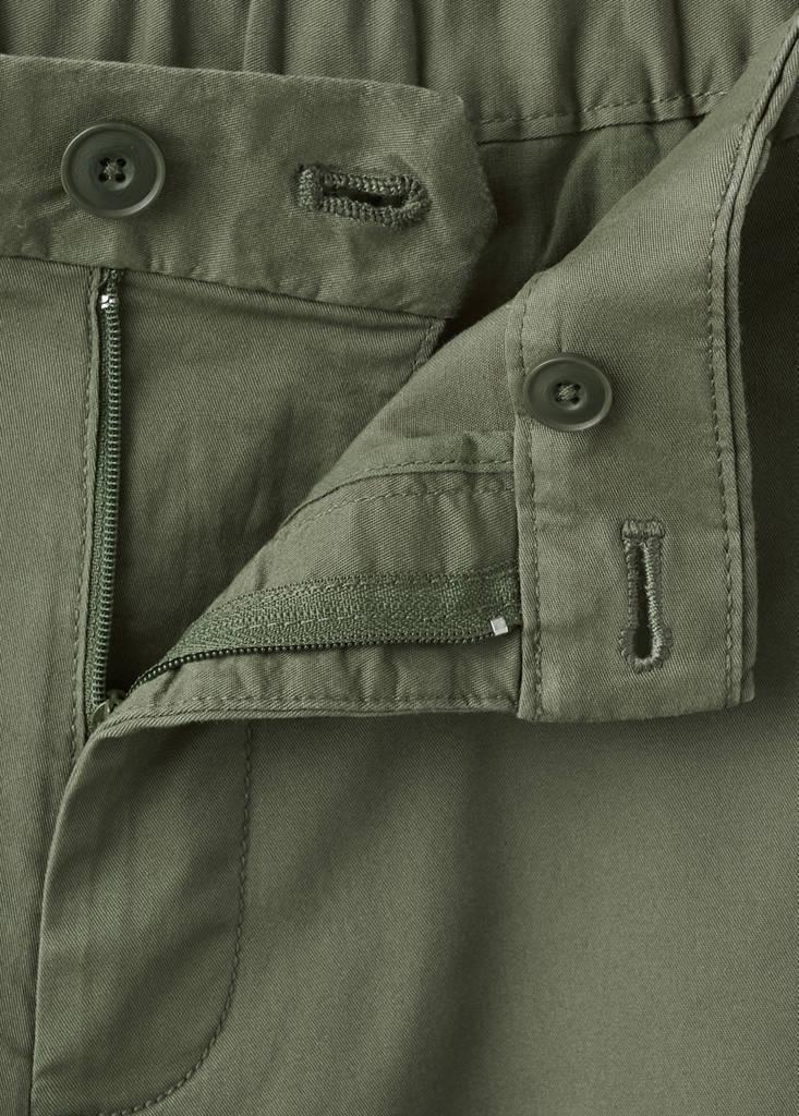 Green Slim-Fit Chino Cotton Bermuda Shorts, Medium Green, large image number 9