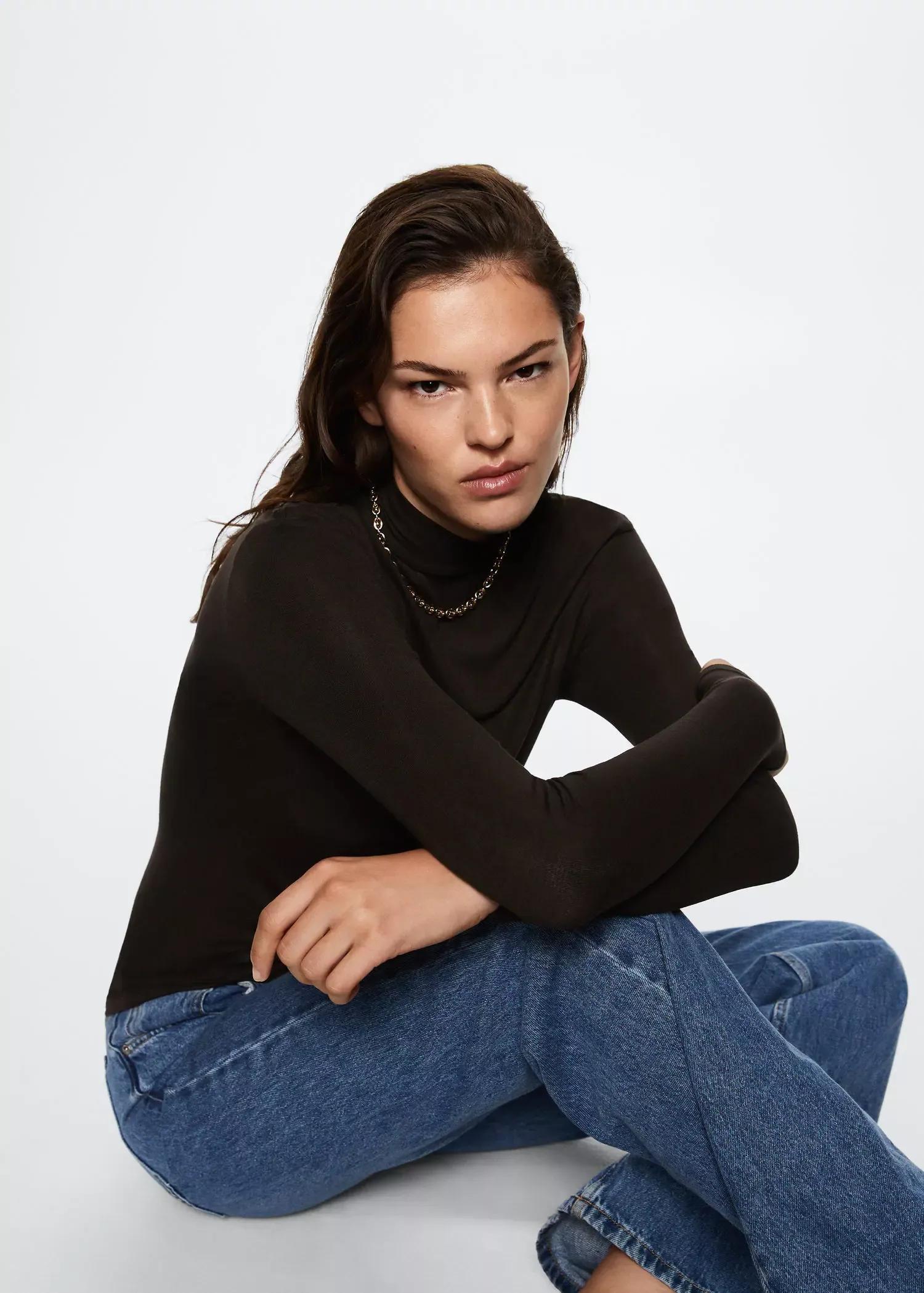 Brown Turtleneck Long-Sleeved T-Shirt, , large image number 4