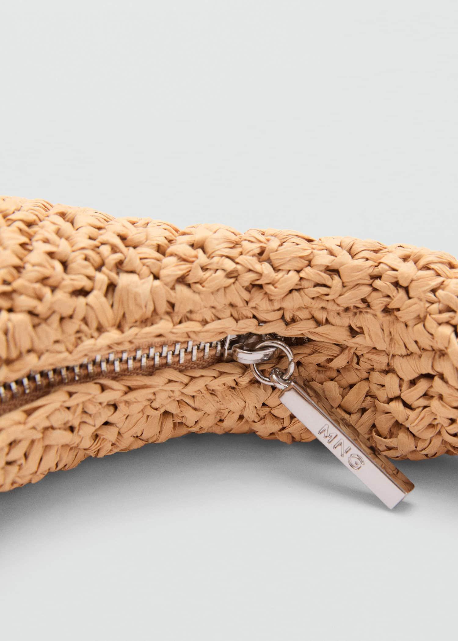 تسوق light beige Natural fibre shoulder bag Mango | أزاديا الإمارات ...