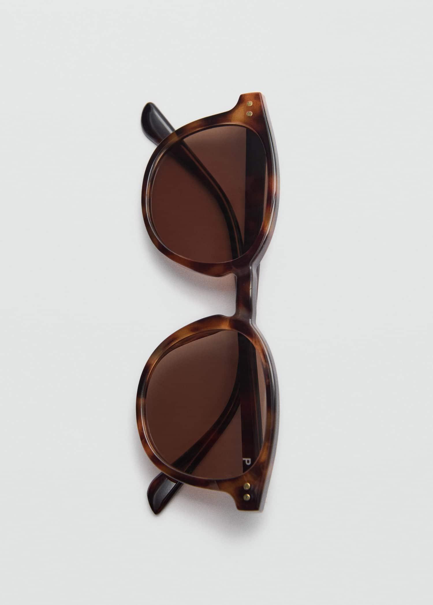 Brown Polarised Sunglasses, Dark Brown, large image number 2