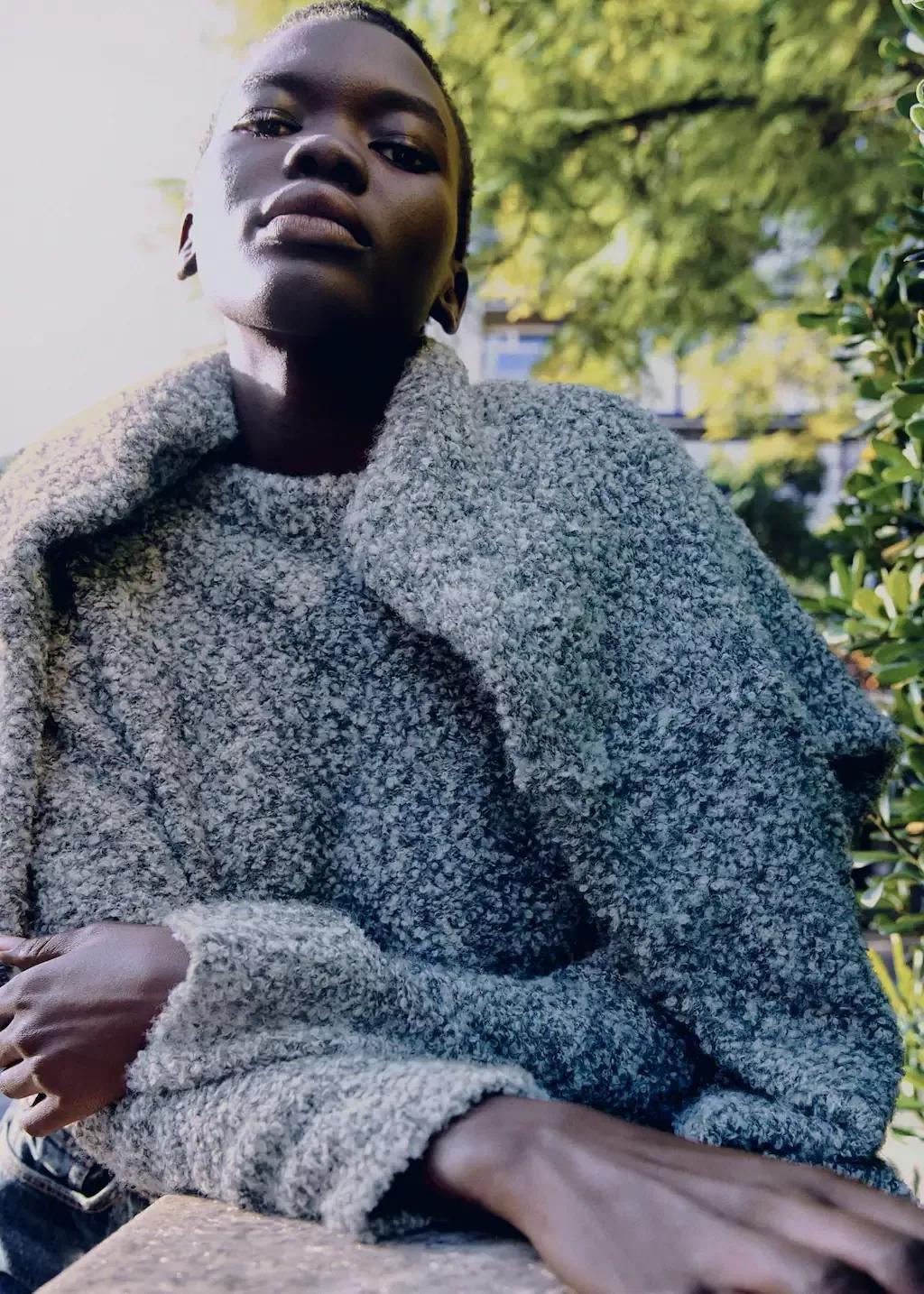 Grey Round-Neck Boucle Sweater, , large image number 4