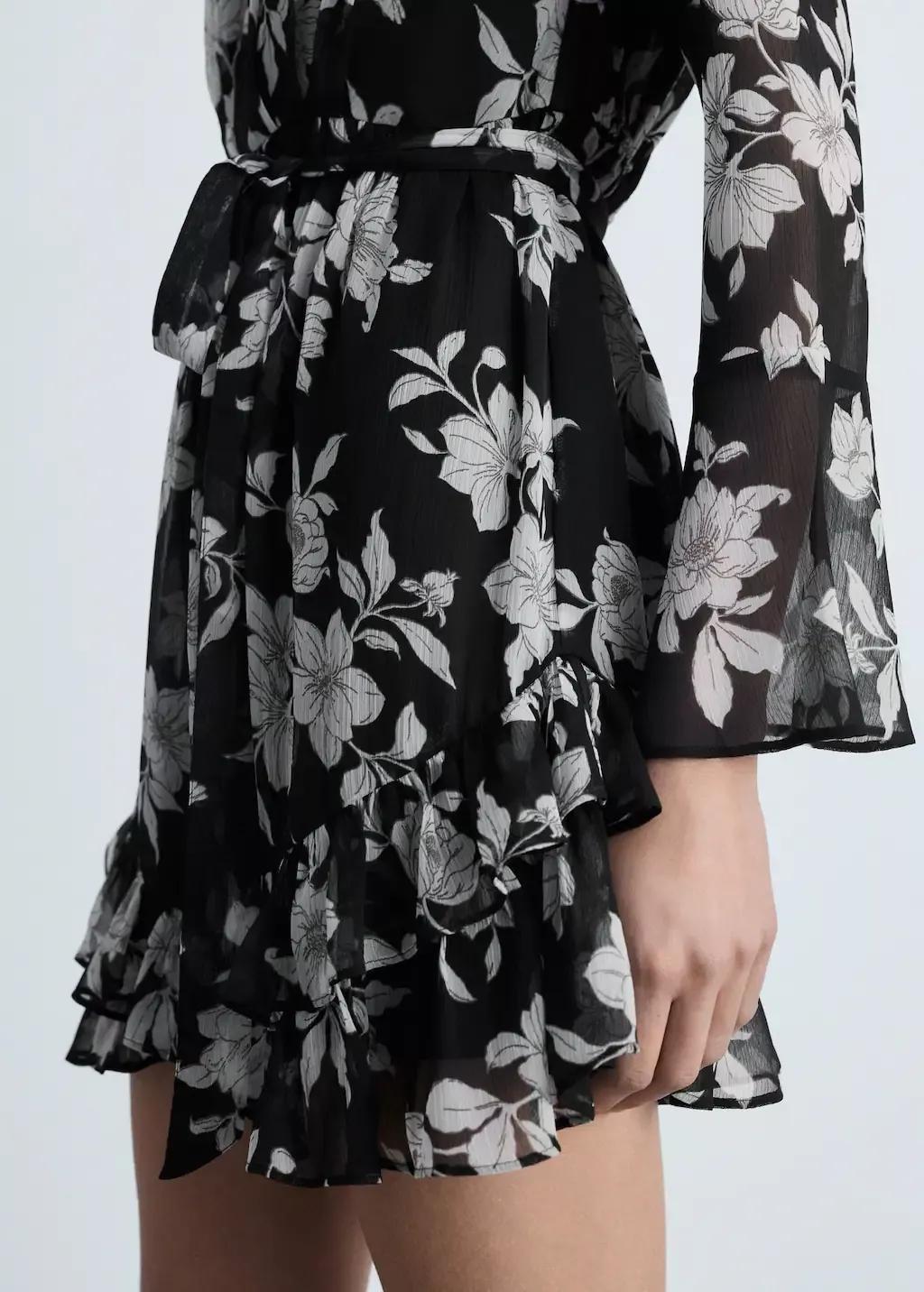 Black Ruffled Floral Print Dress, , large image number 3