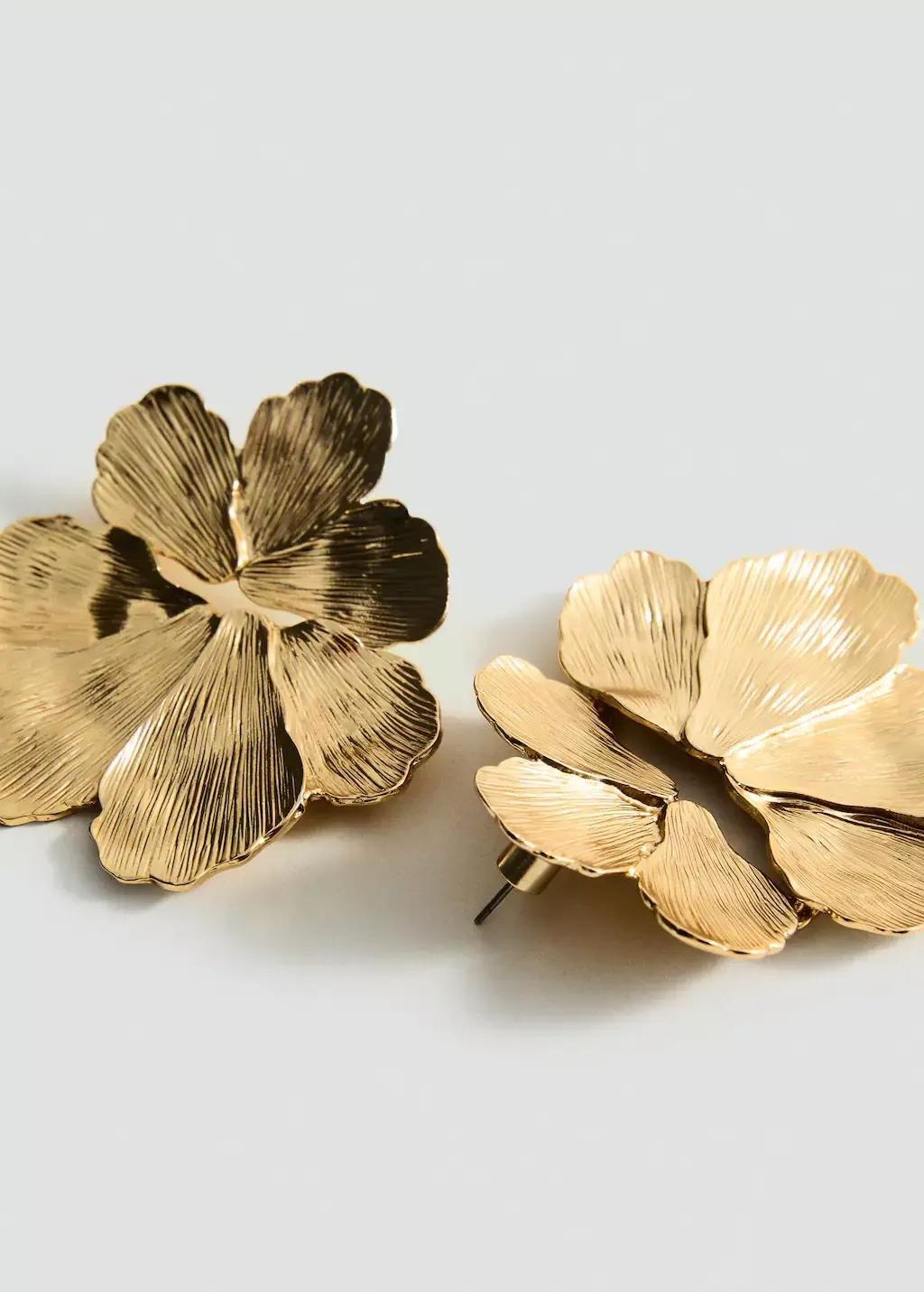 Gold Textured Flower Earrings, , medium