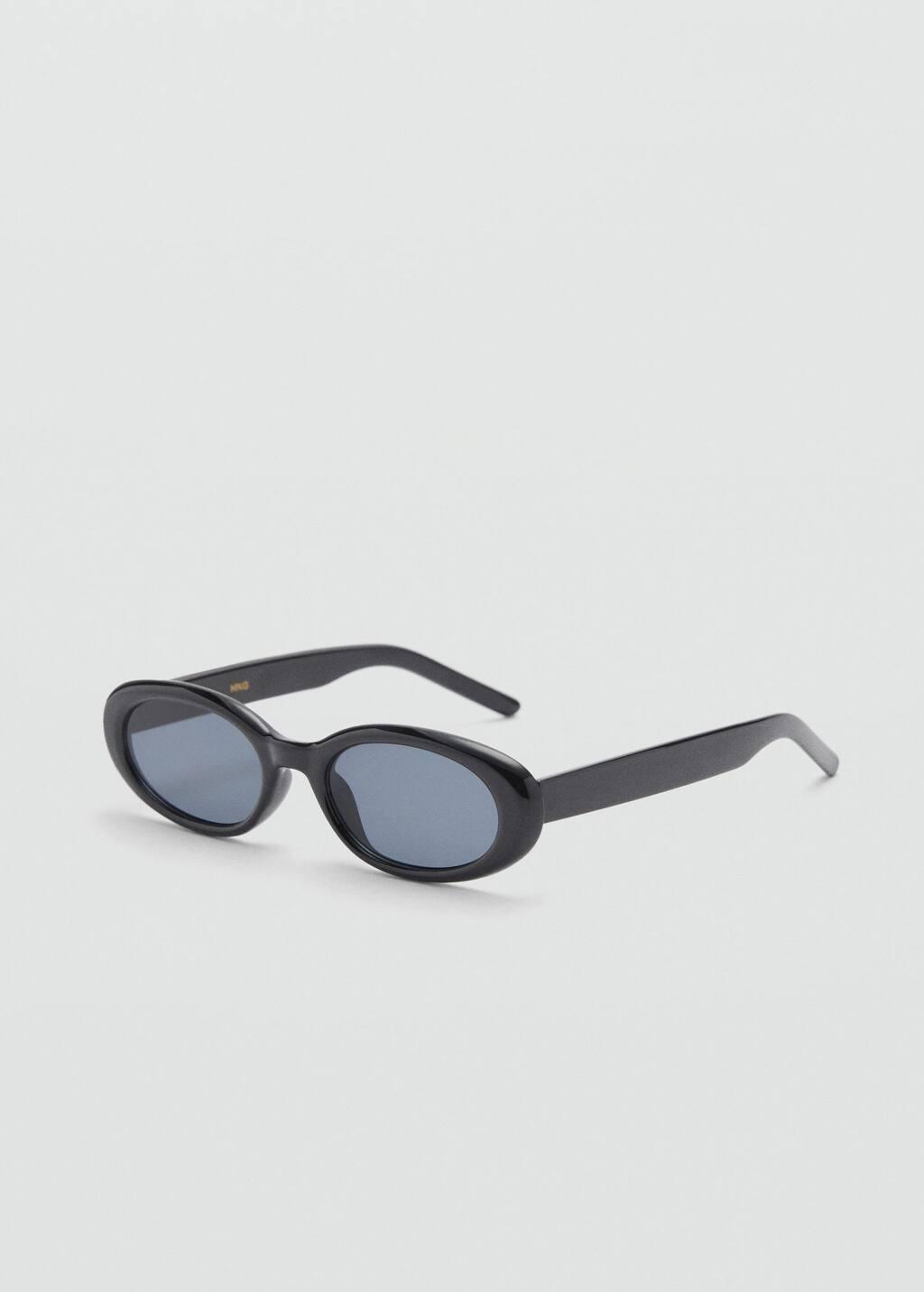 Black Oval Frame Sunglasses, Black, large image number 0