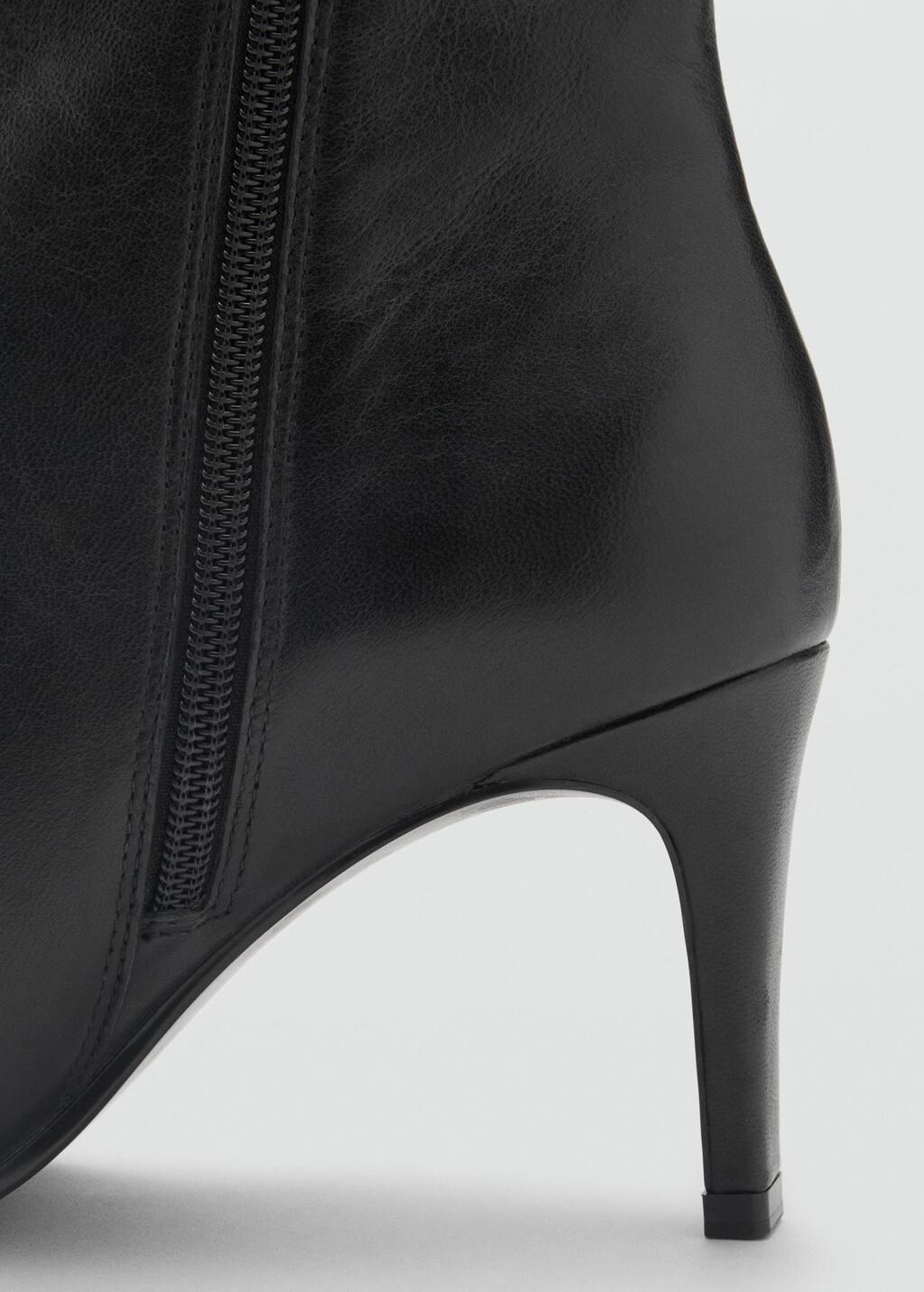 Black Leather Pointed Ankle Boots, , large image number 5