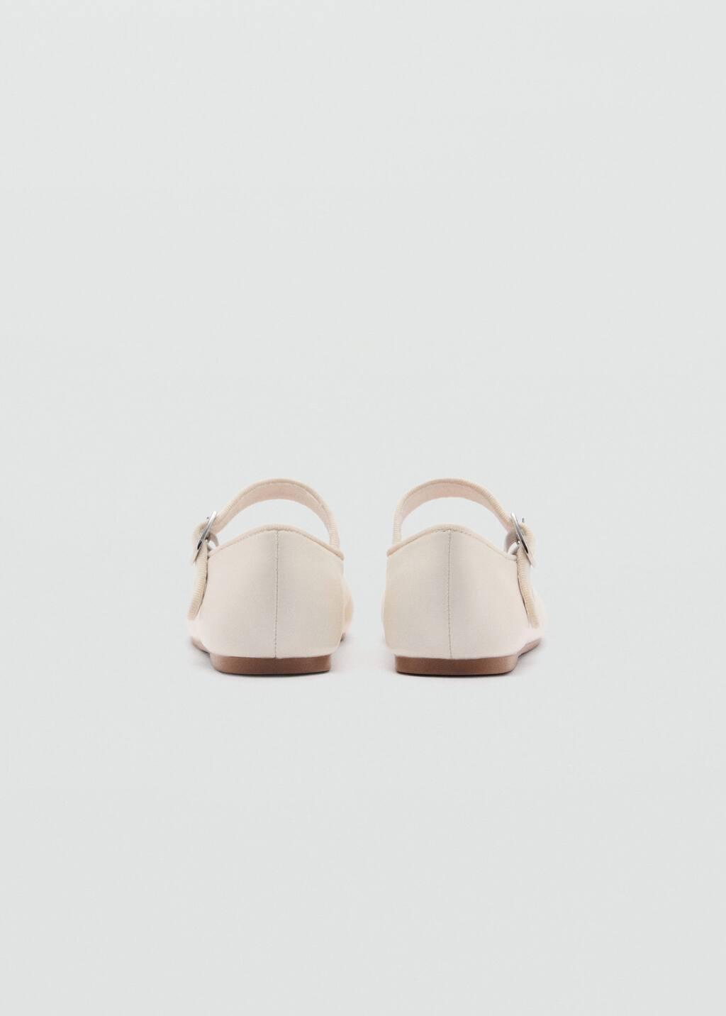 White Round-Toe Ballet Flats With Buckle, Baby Girl, , large image number 1