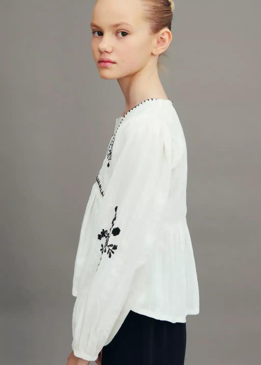 White Embroidered Blouse Regular, Kids Girls, , large image number 4