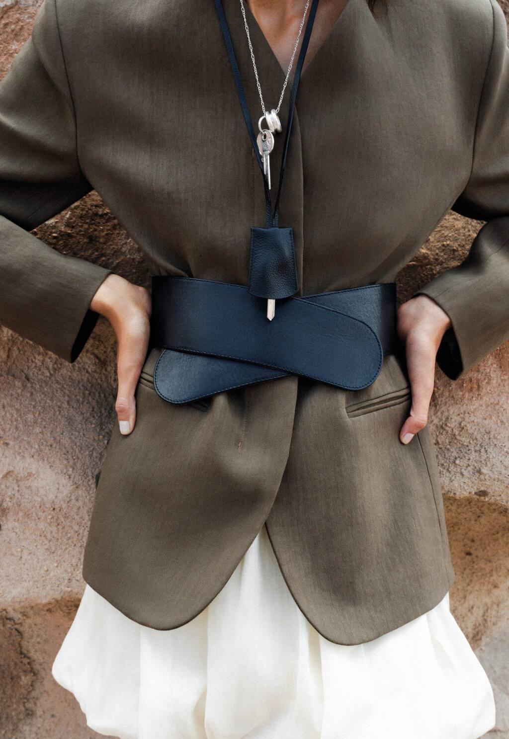 Black Leather Belt With Hidden Closure, , large image number 5