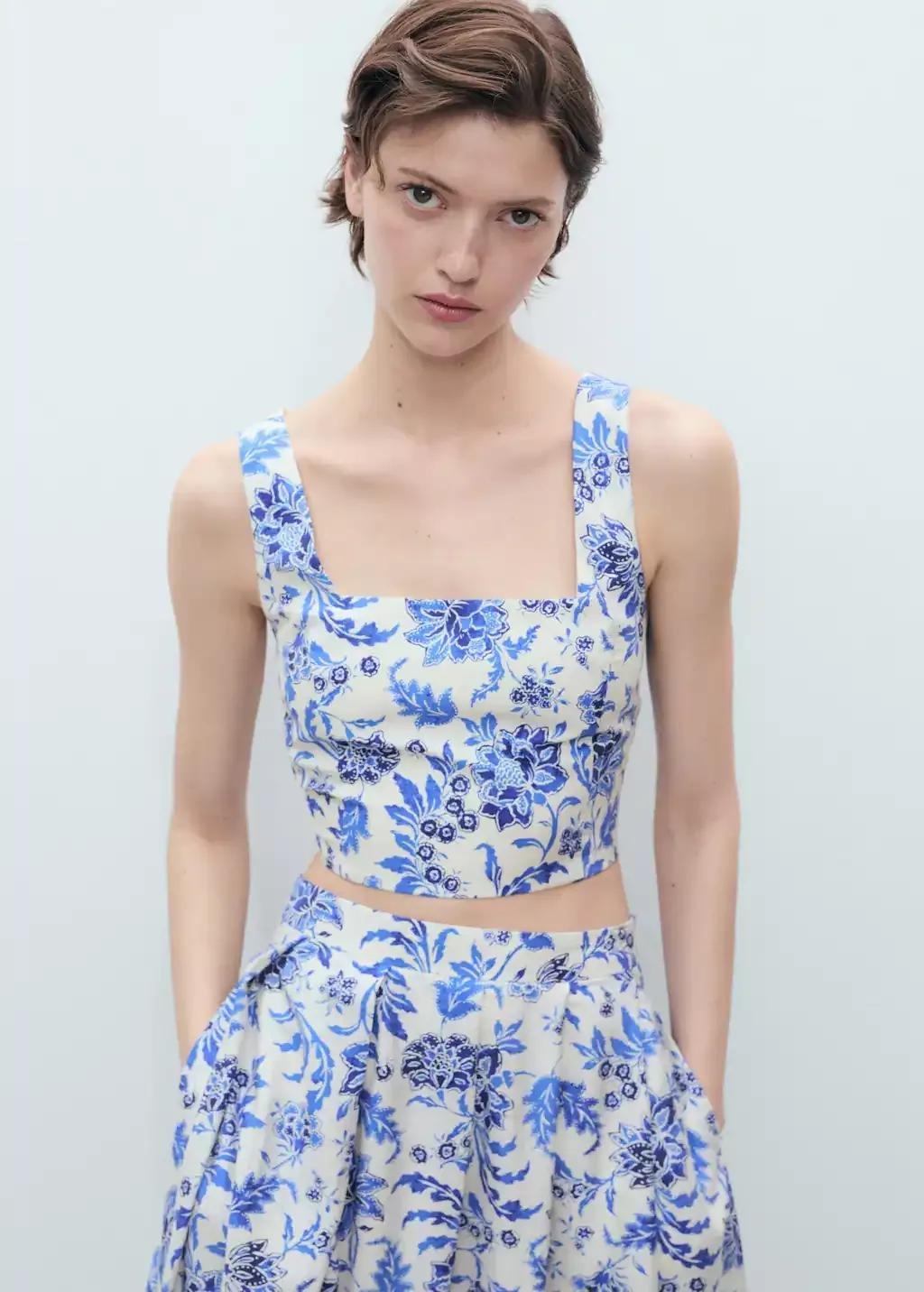 White Floral Crop Top With Low Neckline, , large image number 0
