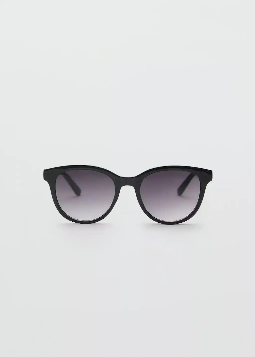 Black Resin Frame Sunglasses, Black, large image number 4