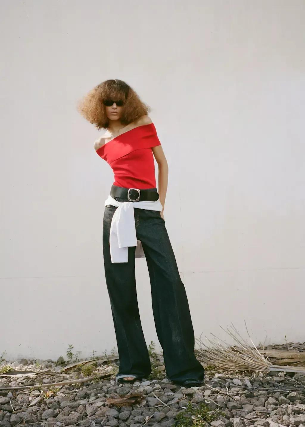 Red Off-The-Shoulder Knitted Top, , large image number 5