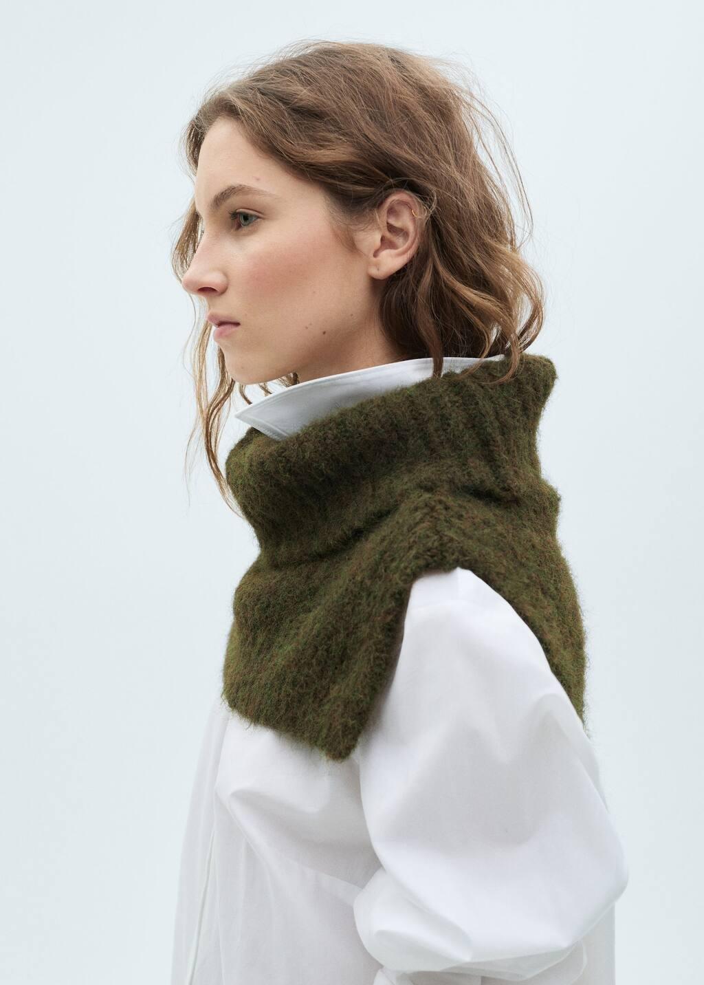 Khaki Crop Turtleneck Shawl, Beige - Khaki, large image number 2