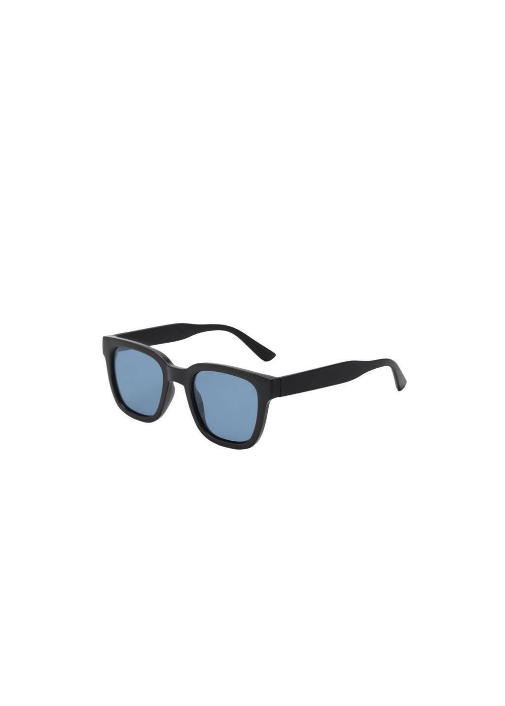 Black Rectangular Polarised Sunglasses, Black, large image number 3
