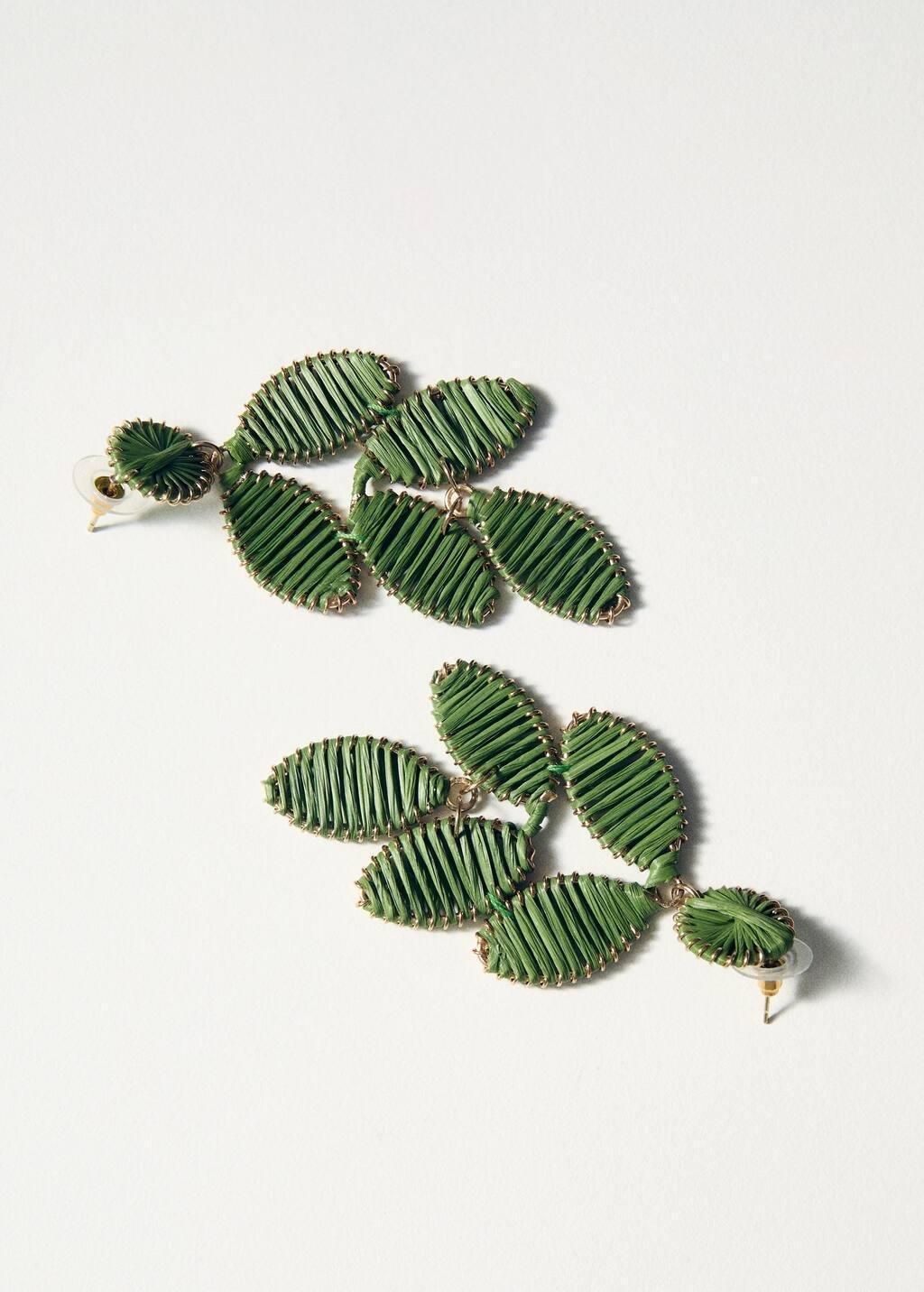 Green Long Floral-Design Earrings, 0201_40, large image number 1