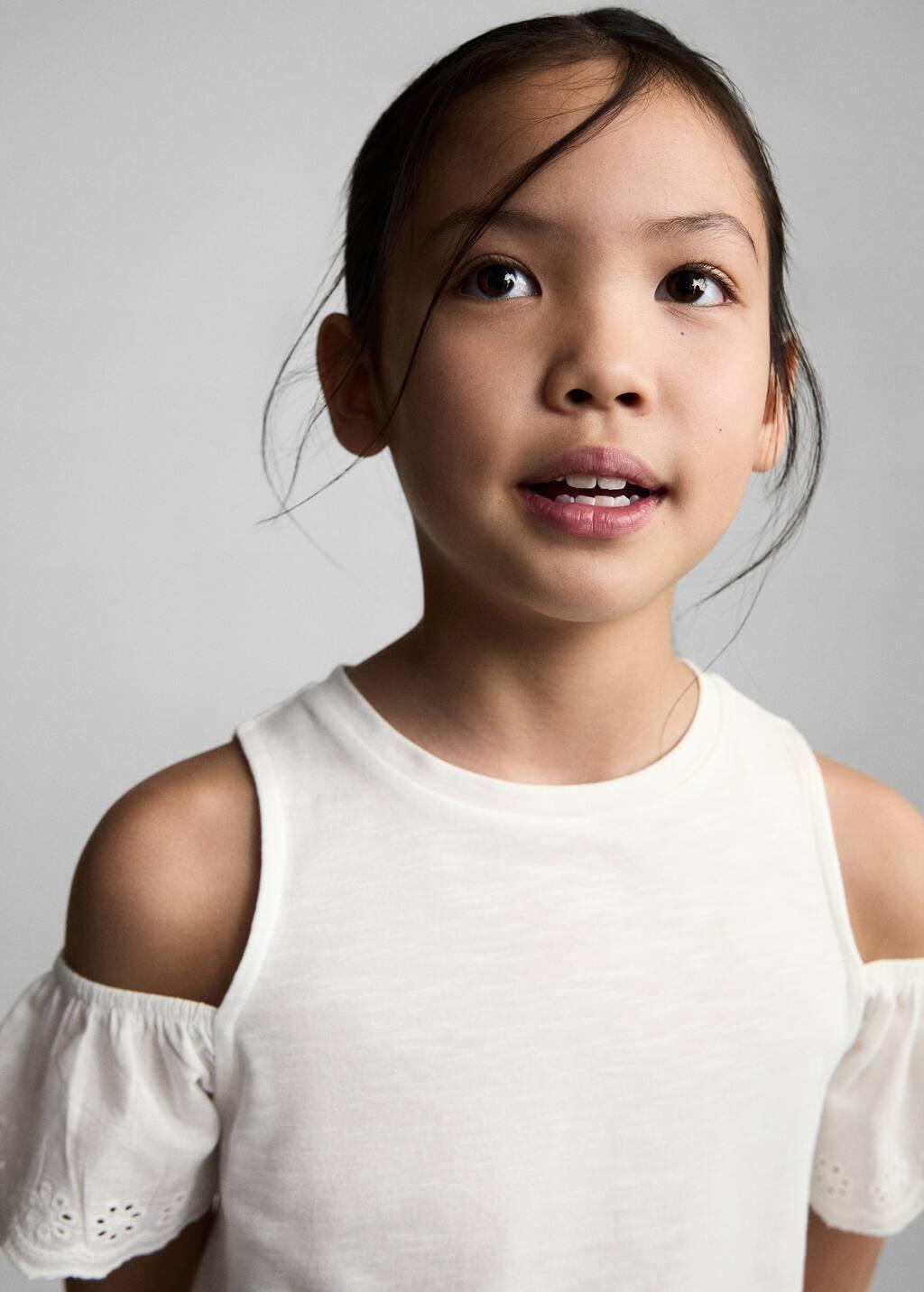 White Cut-Out T-Shirt, Kids Girl, Natural White, large image number 3