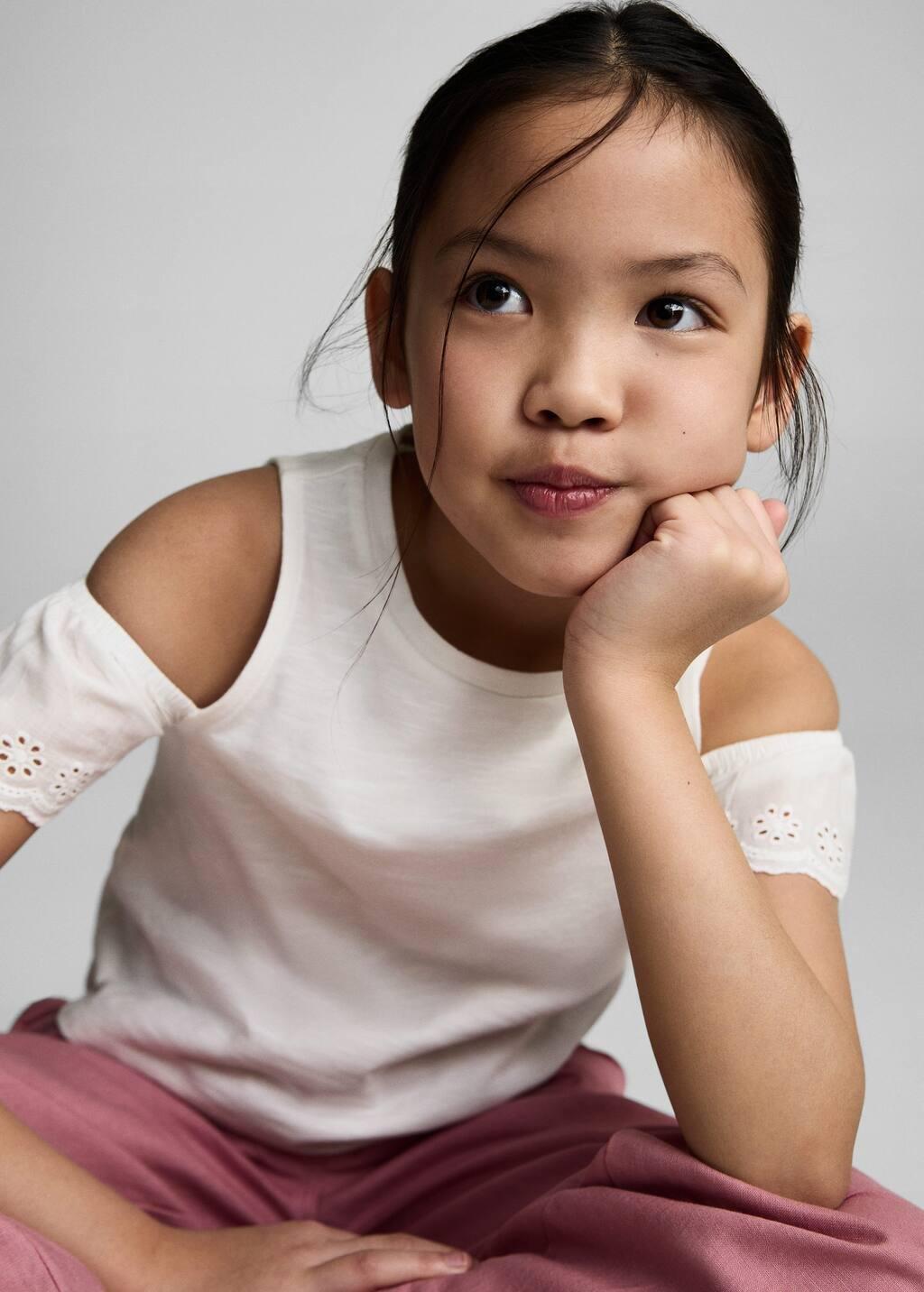 White Cut-Out T-Shirt, Kids Girl, Natural White, large image number 4