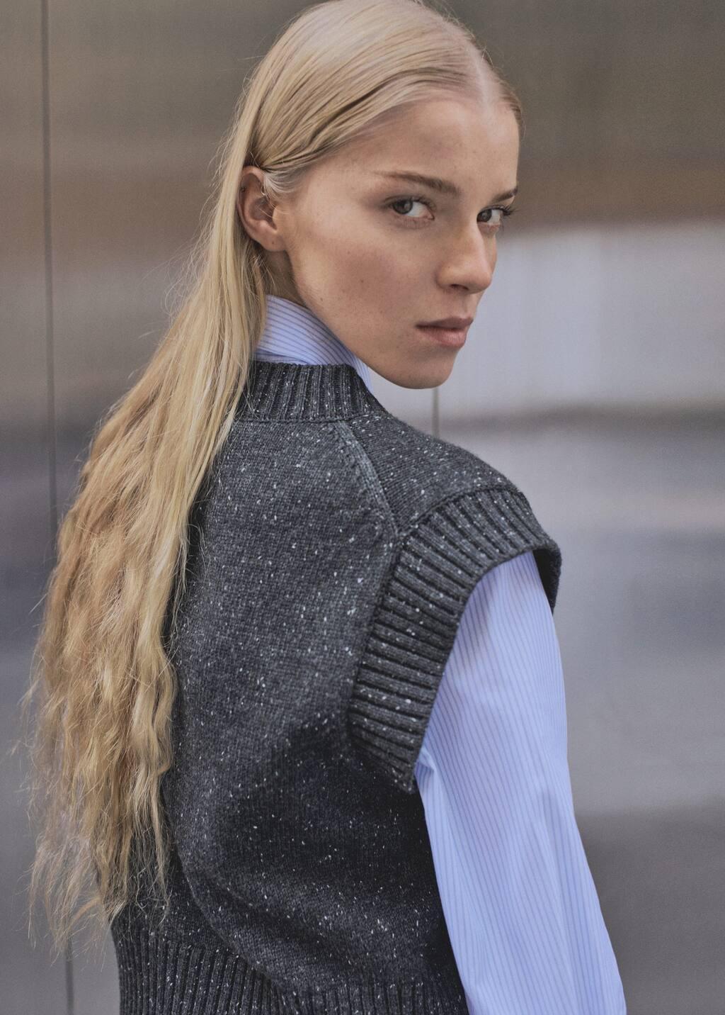 Grey V-Neck Knitted Gilet, , large image number 1