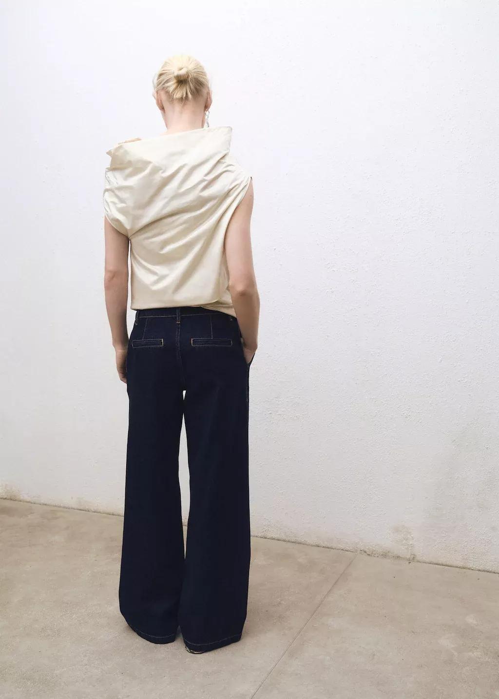 Blue Rinse-Wash Wideleg Jeans With Pleats, , large image number 2
