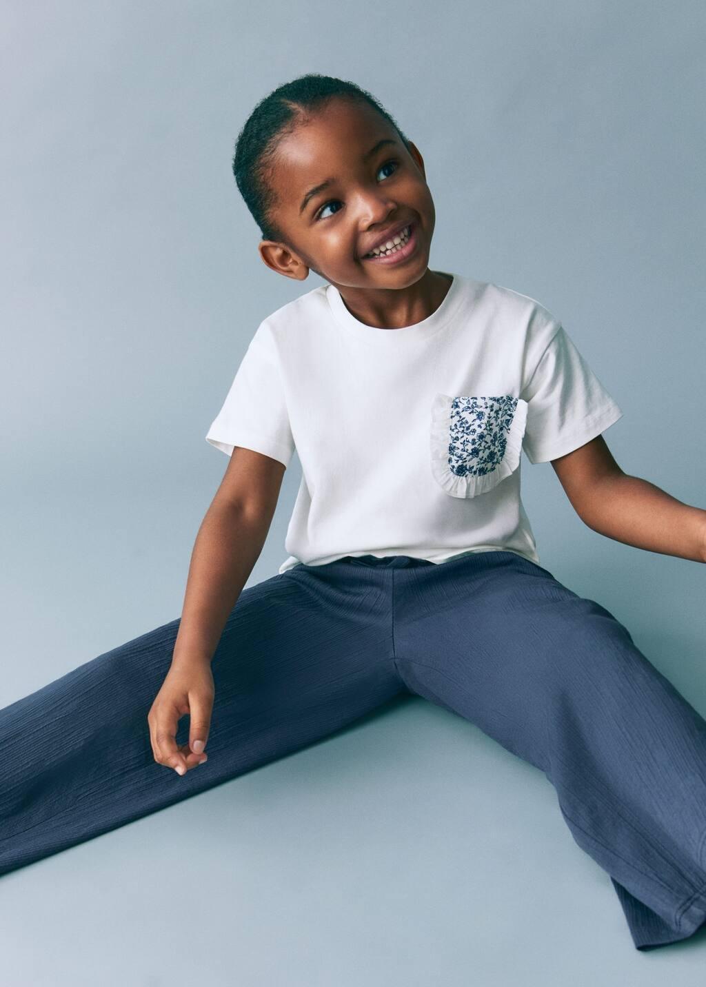 White Patch Pocket T-Shirt, Baby Girl, , large image number 2