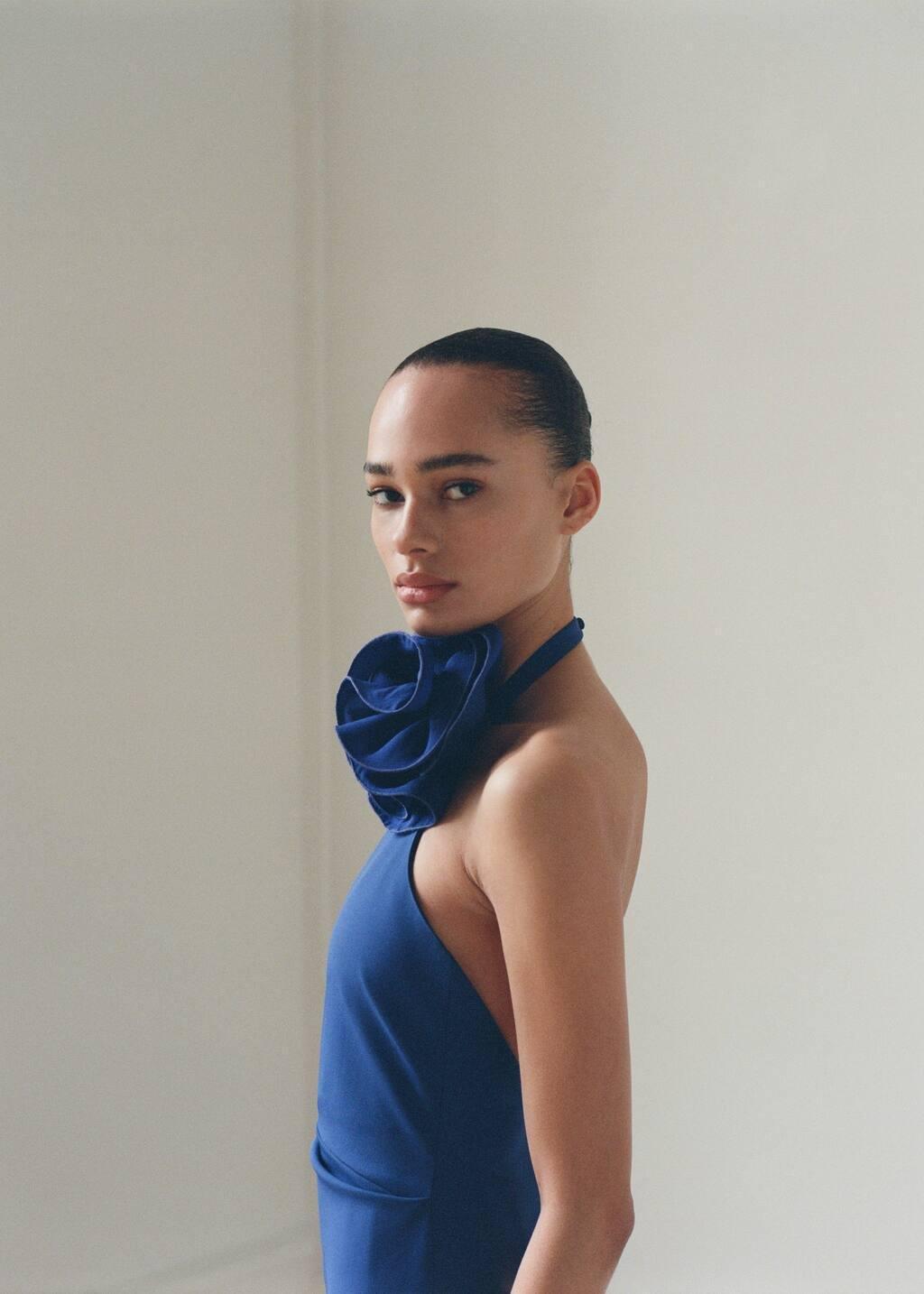 Blue Draped Halter-Neck Dress With Flower Motif, , large image number 3