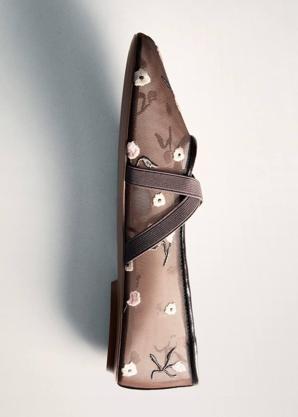 Brown Ballerina Flats With Cross Straps With Embroidered Flowers, , large image number 4