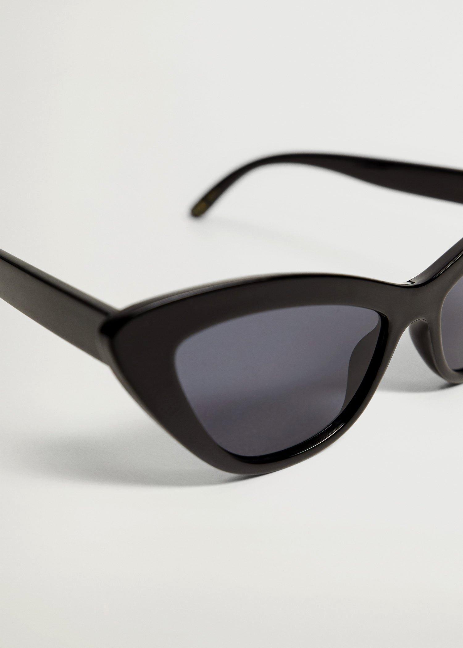 Black Cat-Eye Sunglasses, Women, , large image number 2